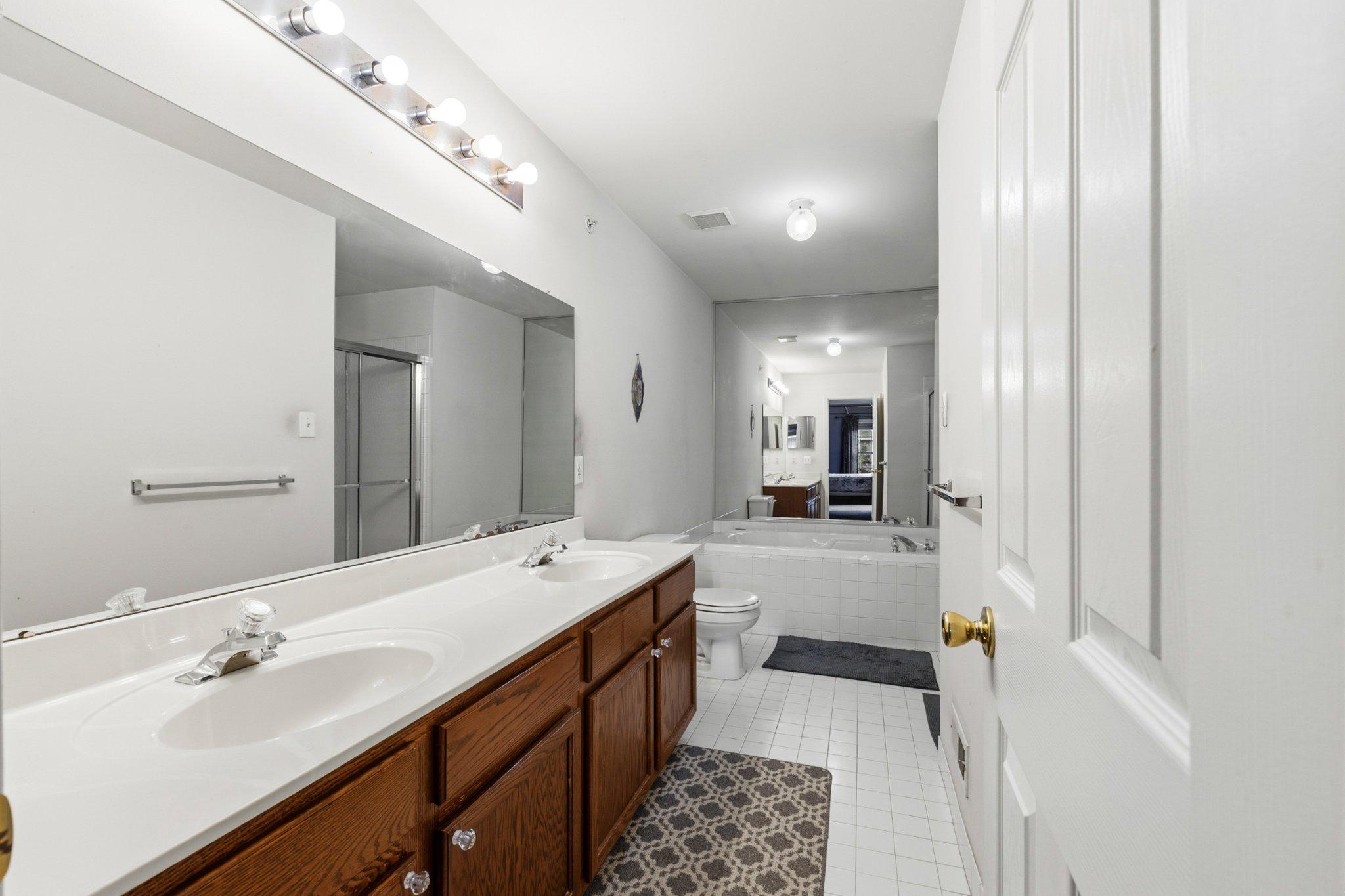 CHADWICK PL - Residential