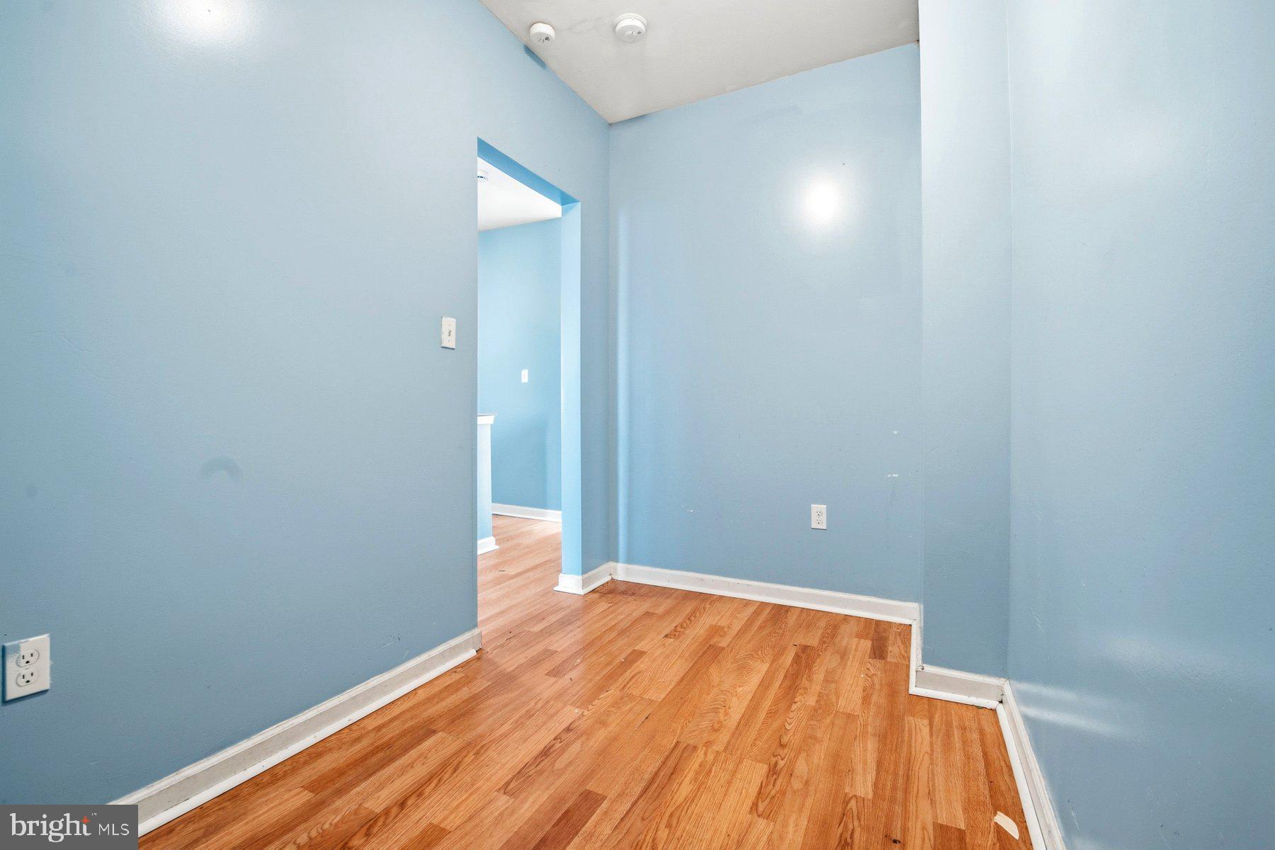 WAVERLY - Residential