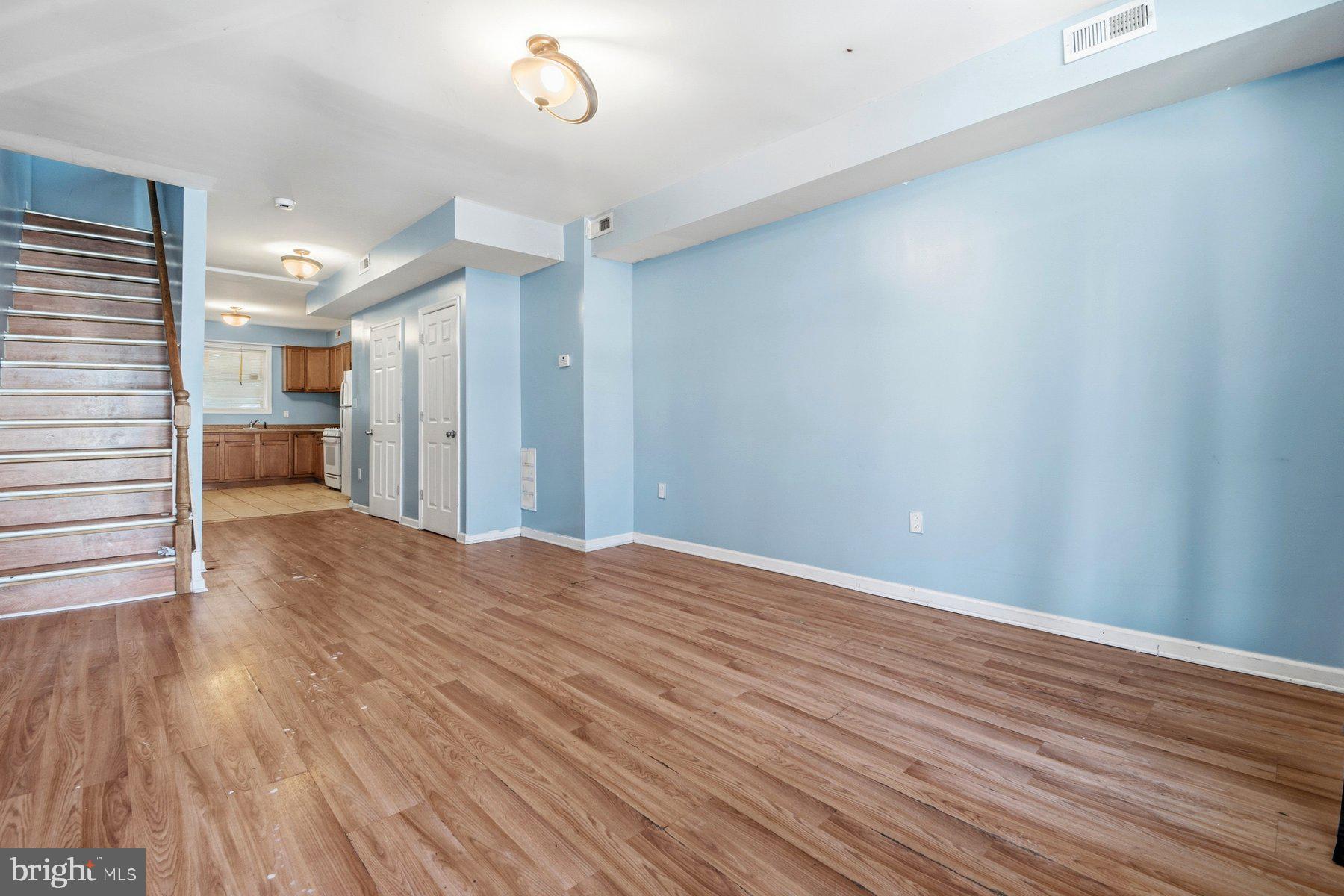 WAVERLY - Residential