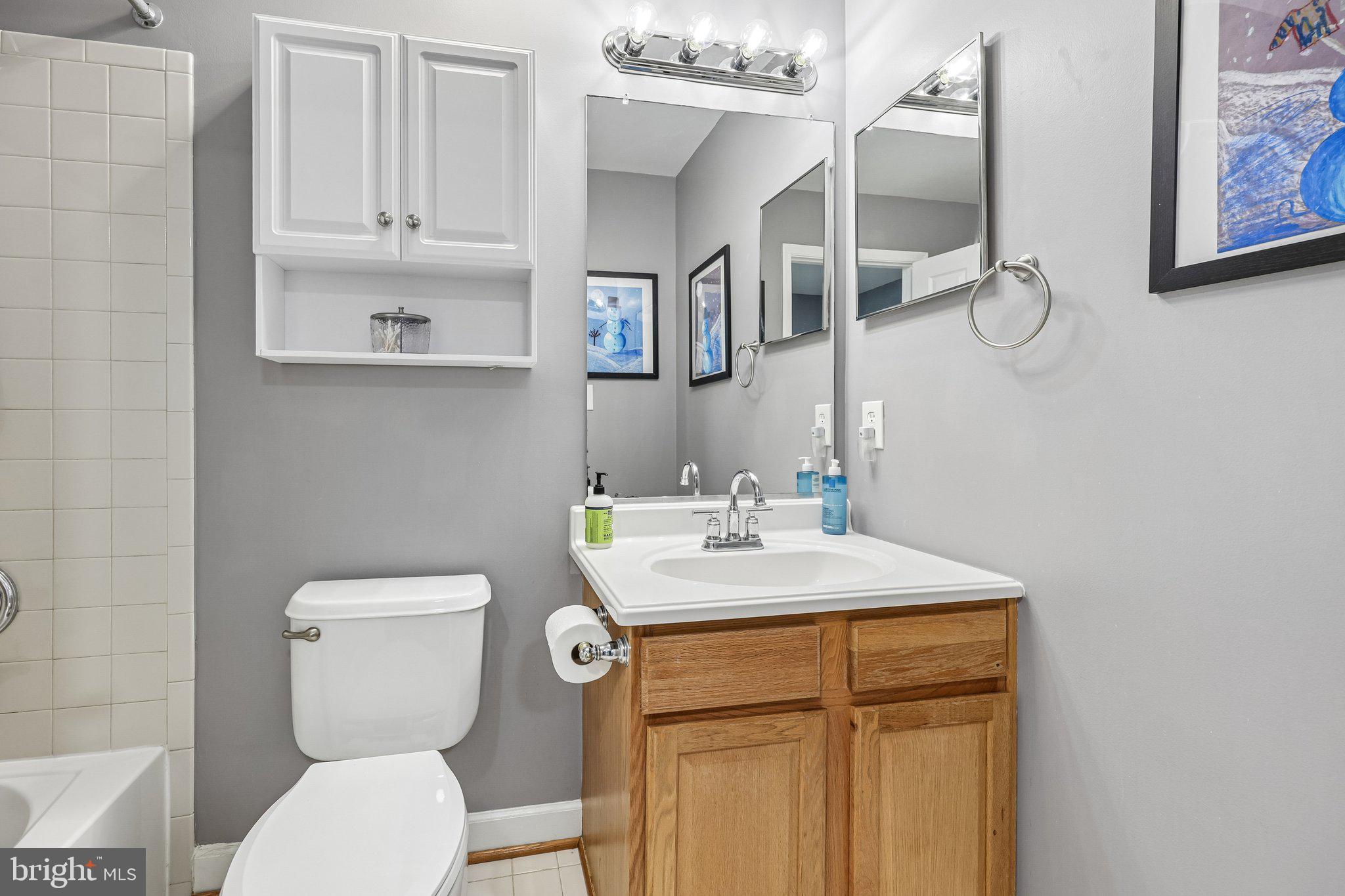 HAWKS VIEW GLEN - Residential