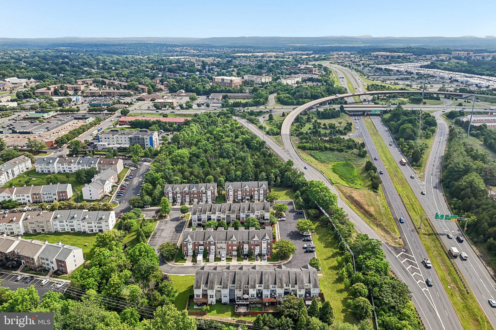 HAWKS VIEW GLEN - Residential