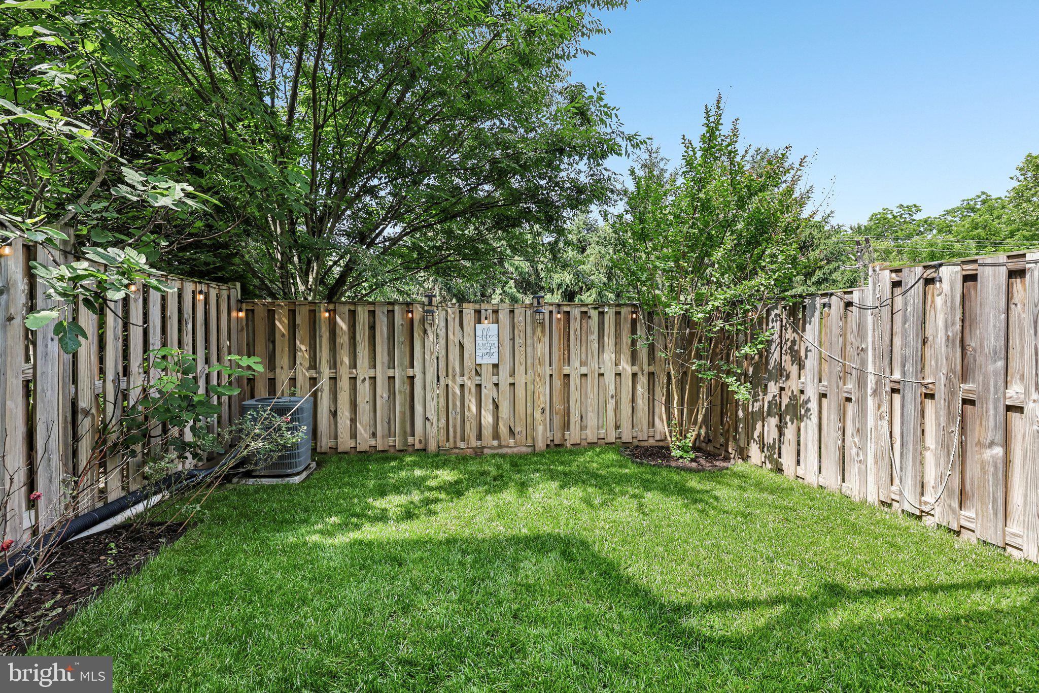 HAWKS VIEW GLEN - Residential