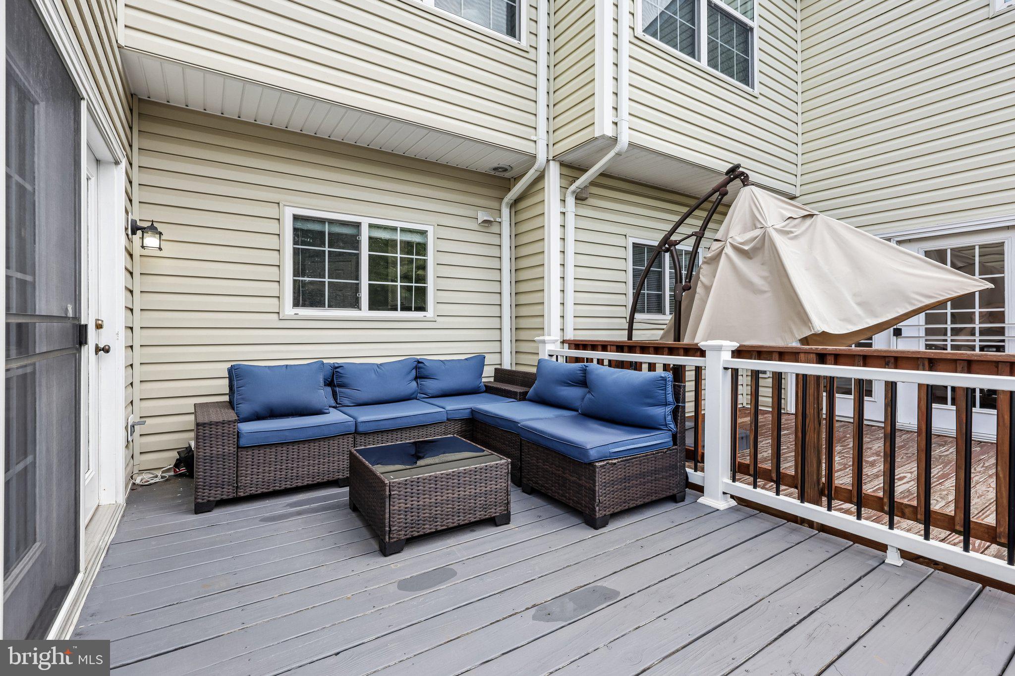 HAWKS VIEW GLEN - Residential