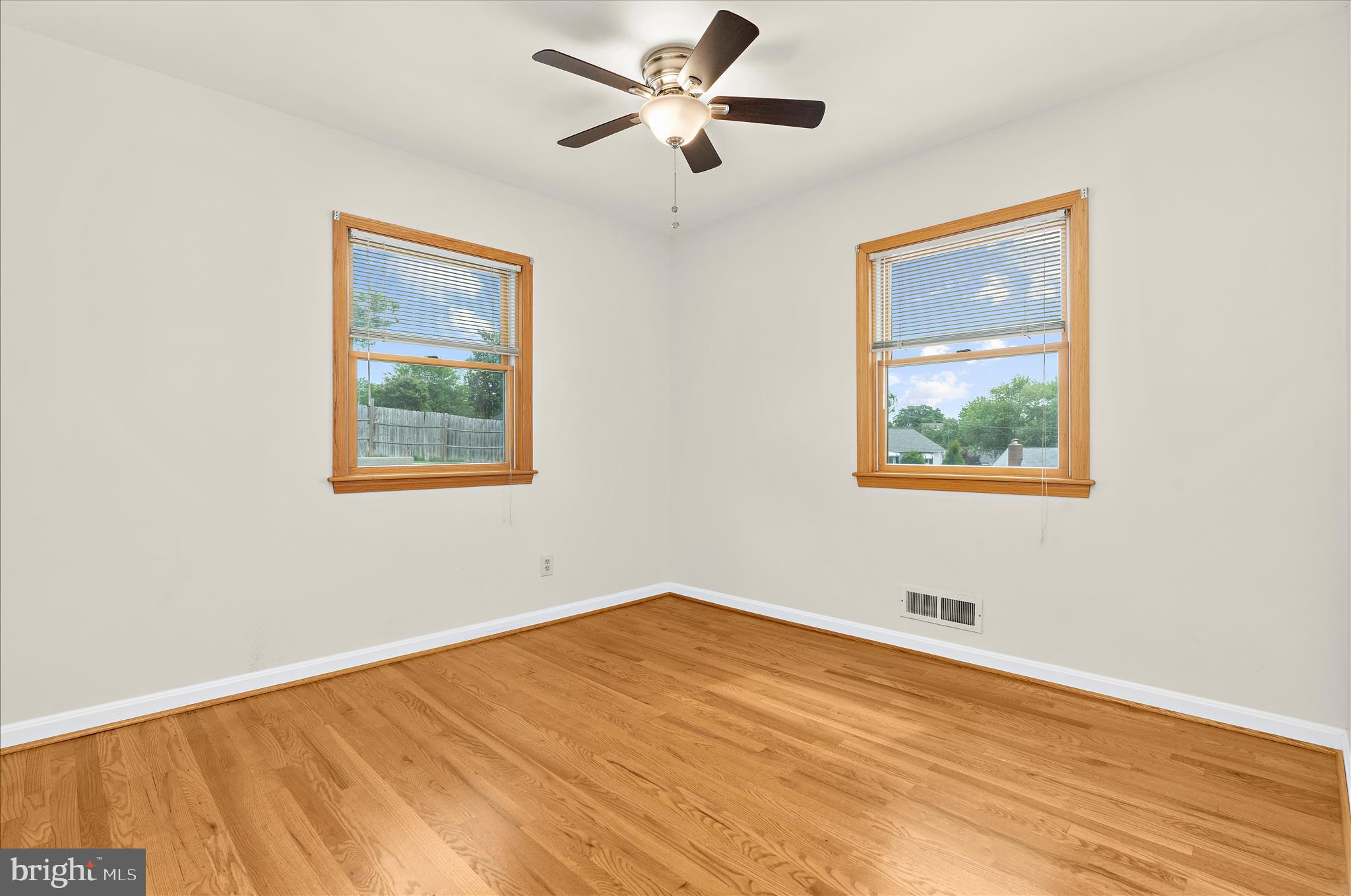 ROLAND TERRACE - Residential