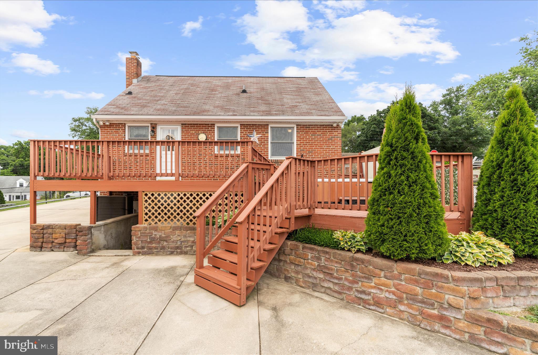 ROLAND TERRACE - Residential
