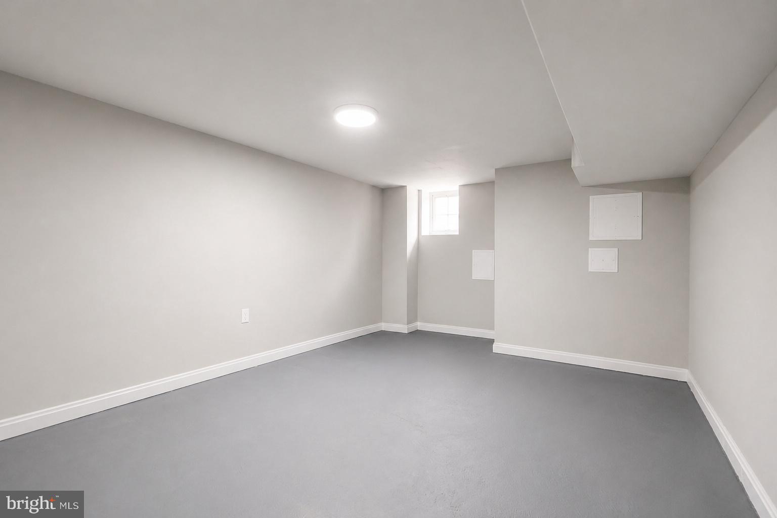 WEST BALTIMORE - Residential
