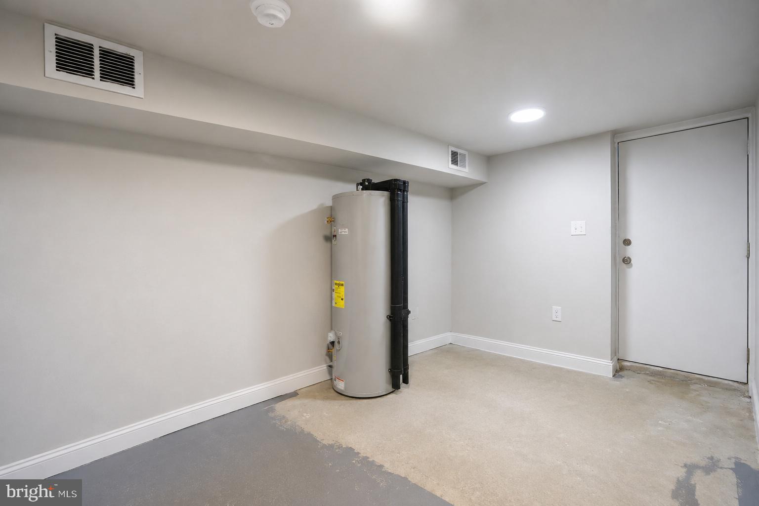 WEST BALTIMORE - Residential