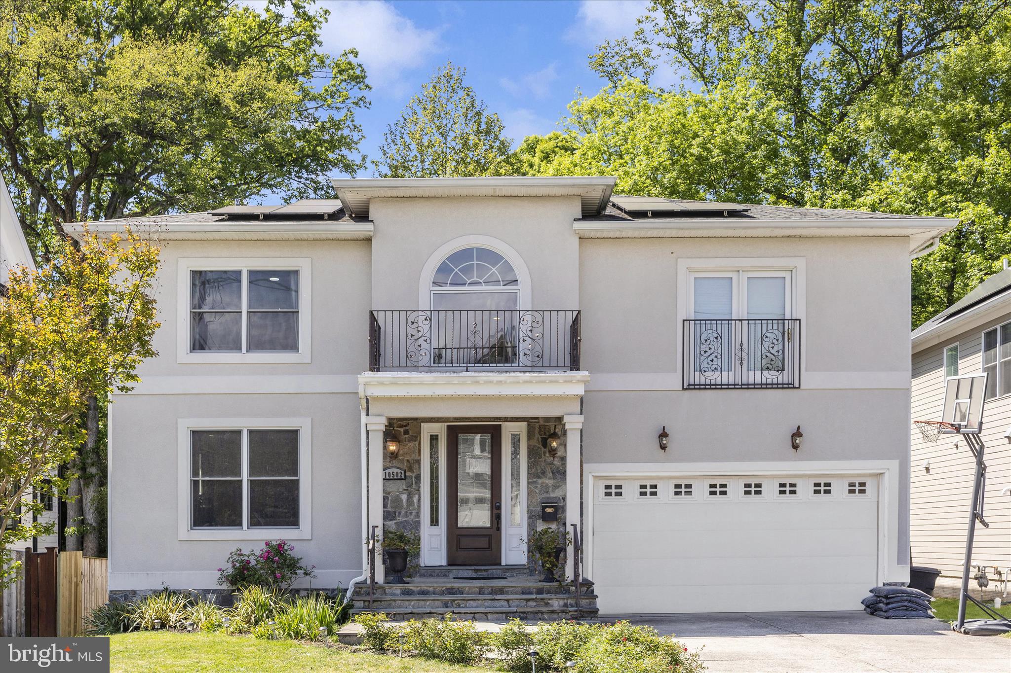 KENSINGTON ESTATES - Residential