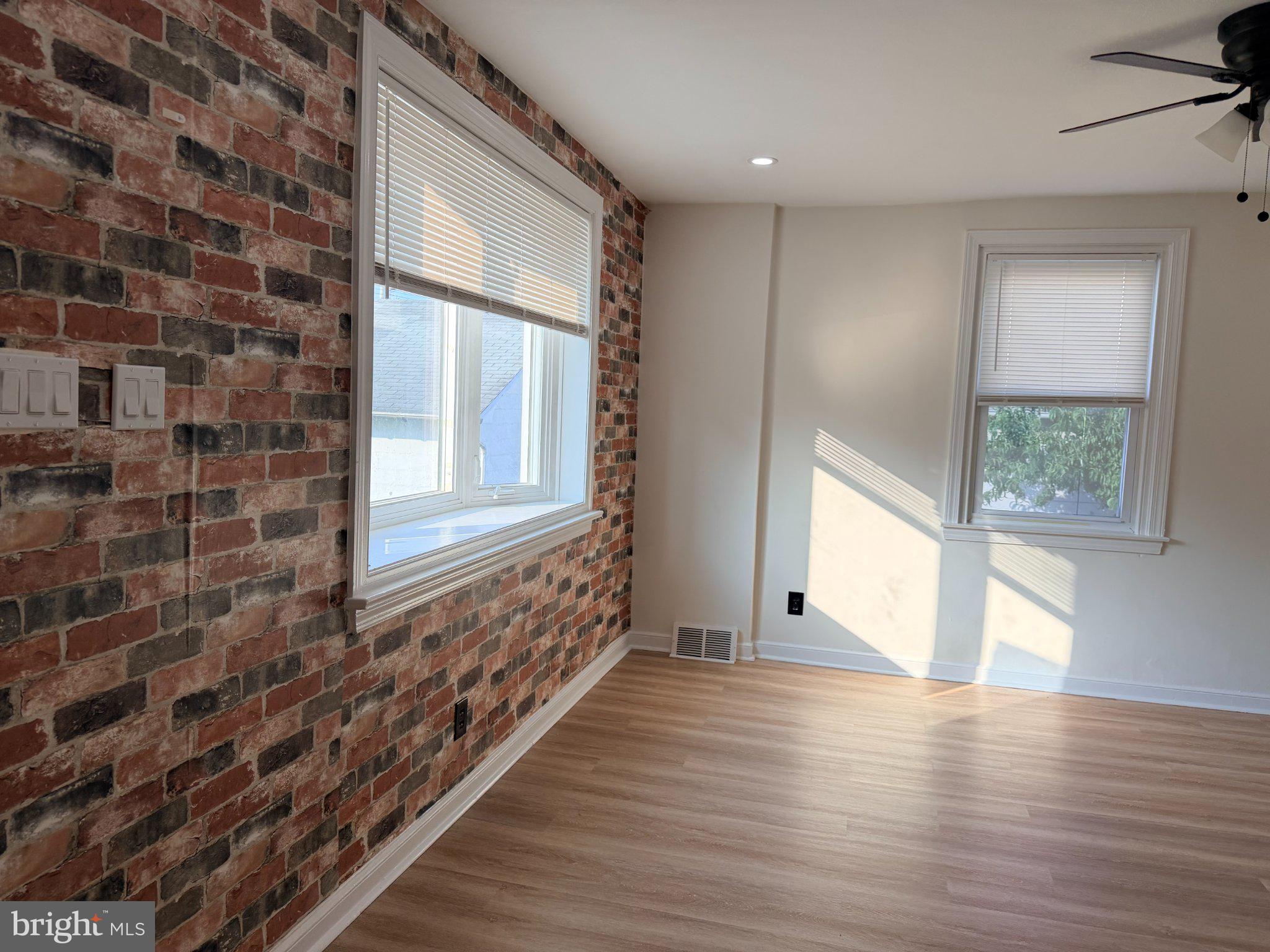 KELLYVILLE-OAKVIEW - Residential