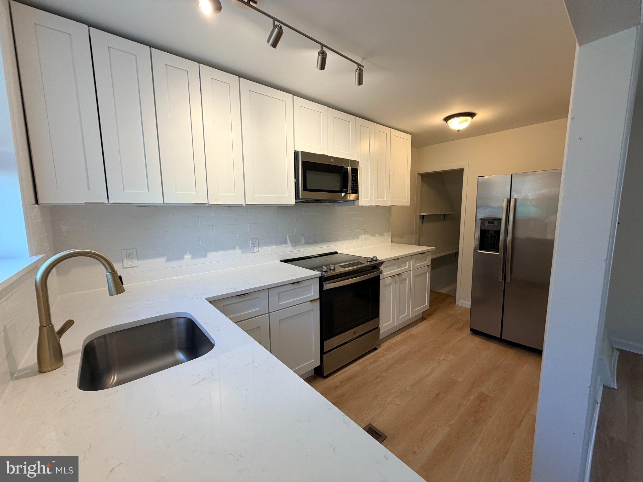 KELLYVILLE-OAKVIEW - Residential