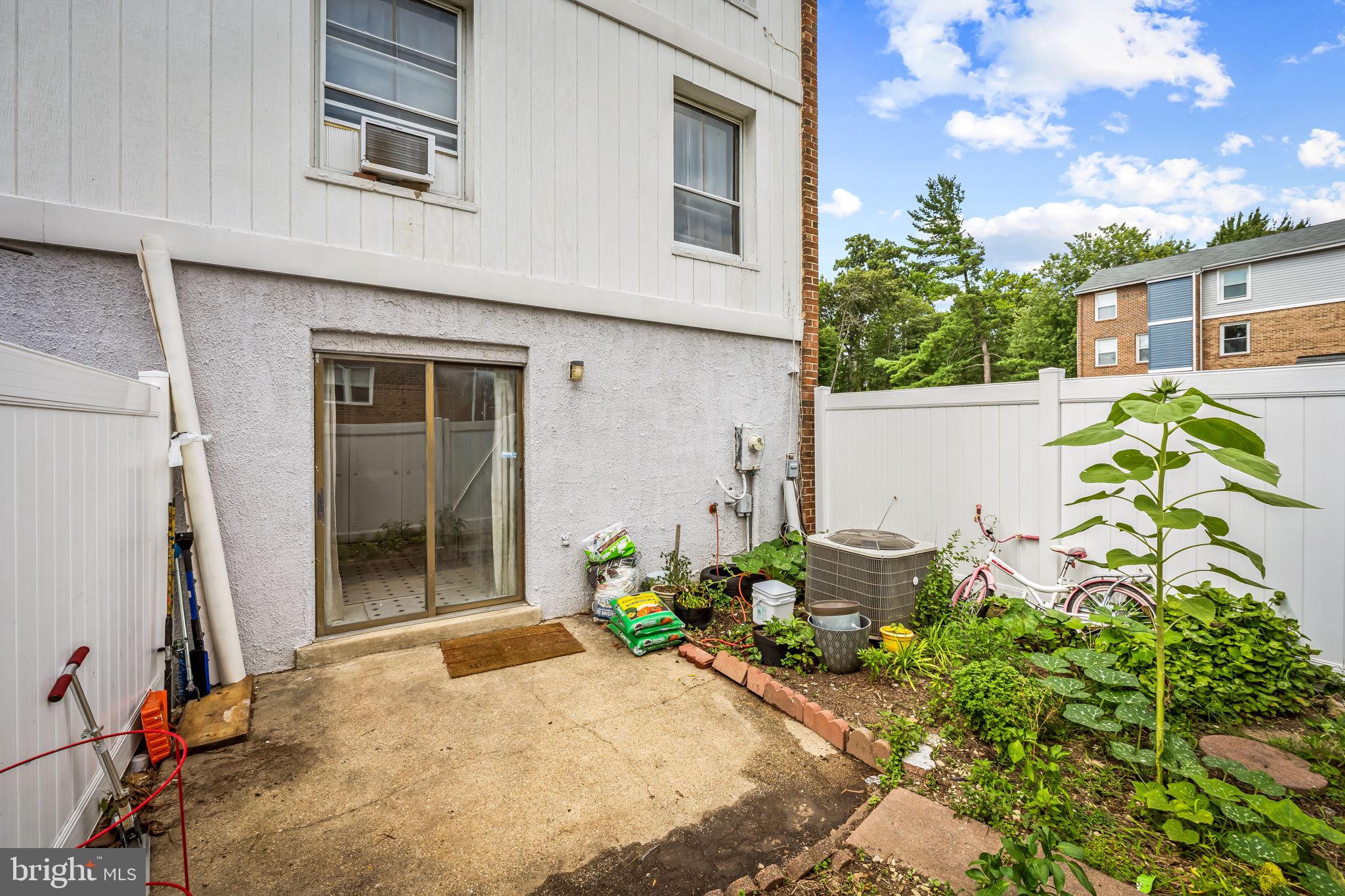 TYLER GARDENS - Residential
