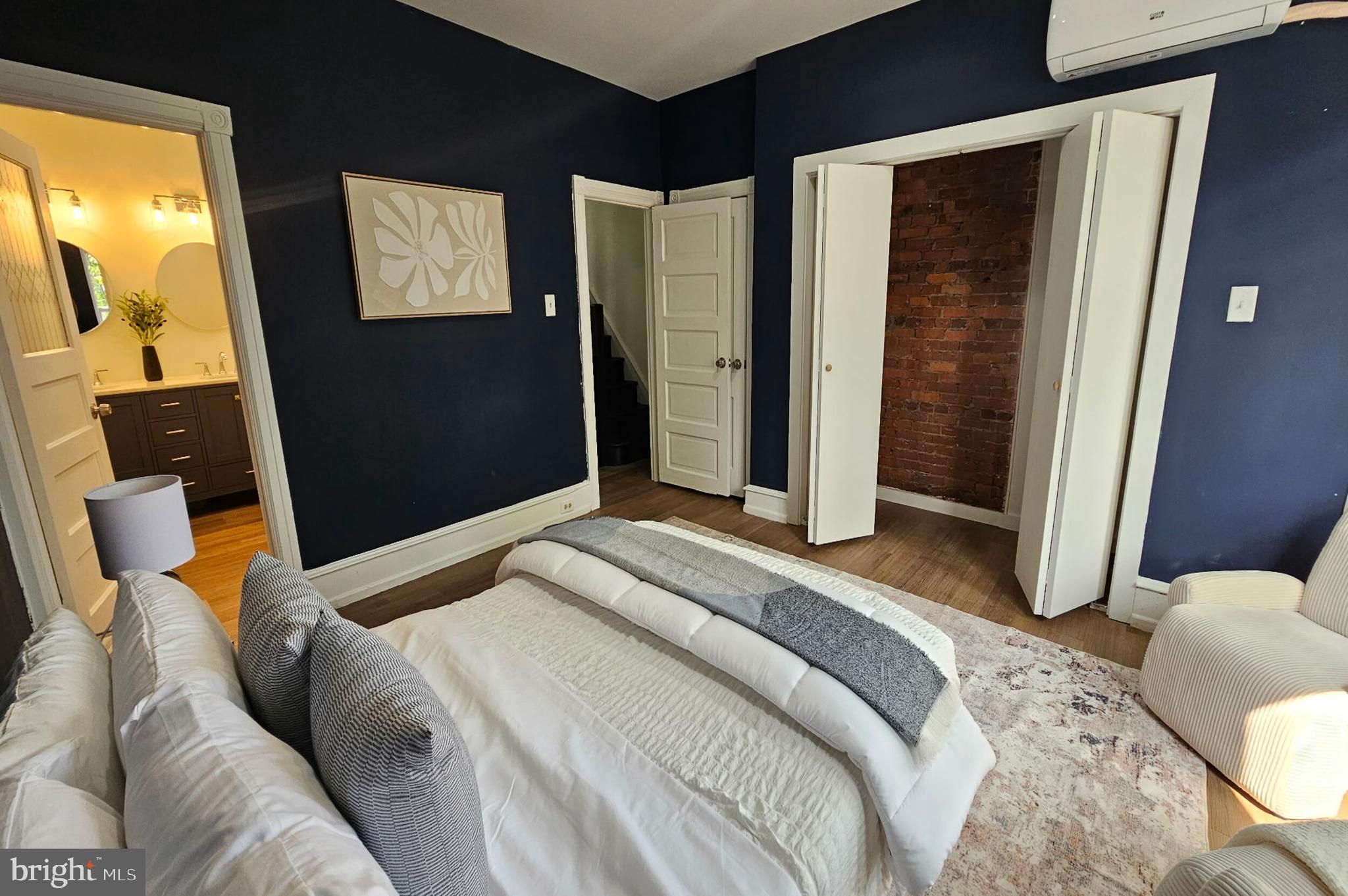 COBBS CREEK - Residential