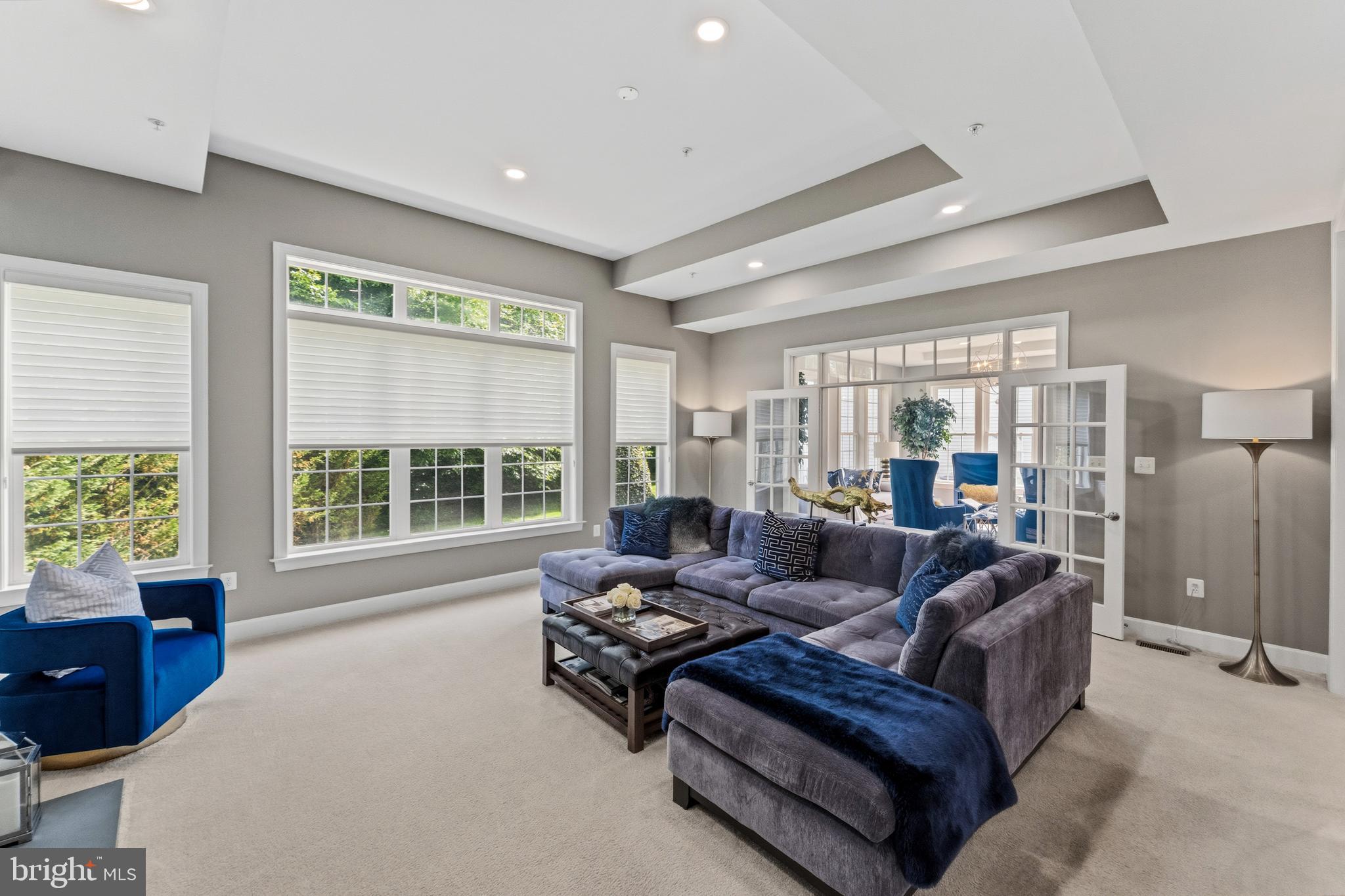 OAK CREEK - Residential