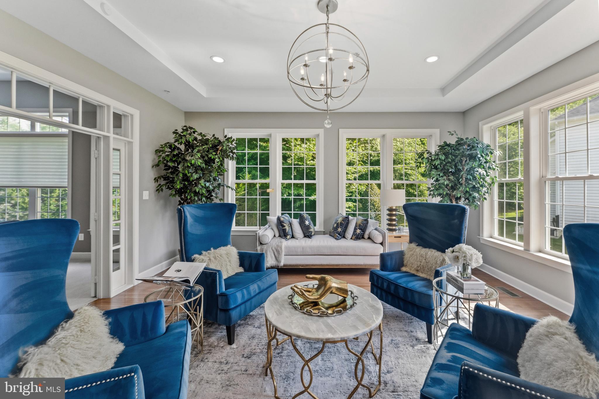 OAK CREEK - Residential