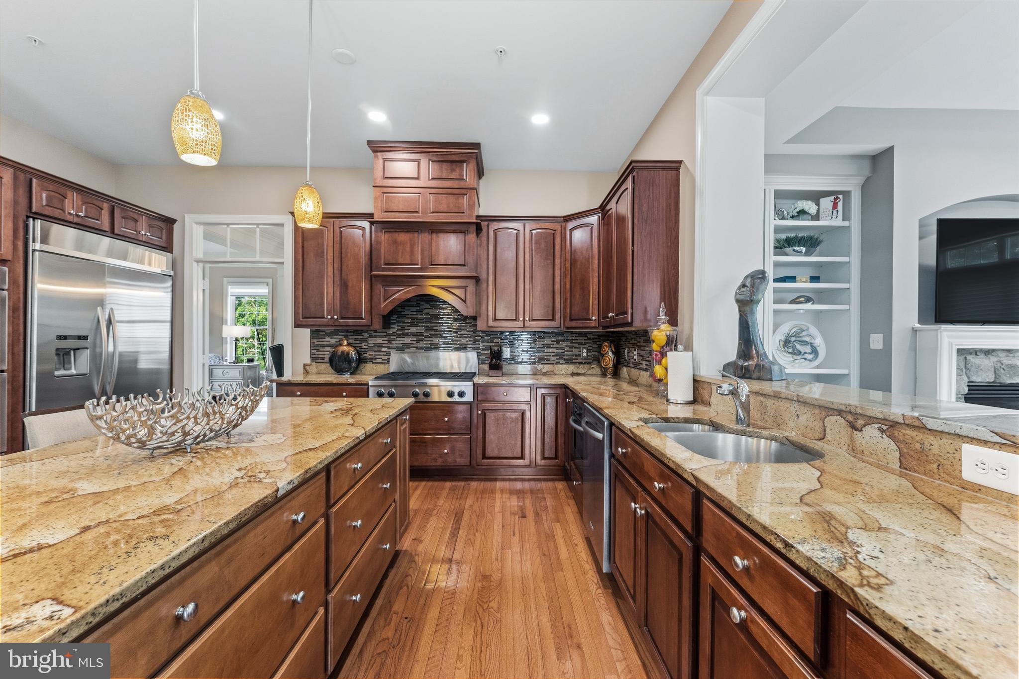 OAK CREEK - Residential