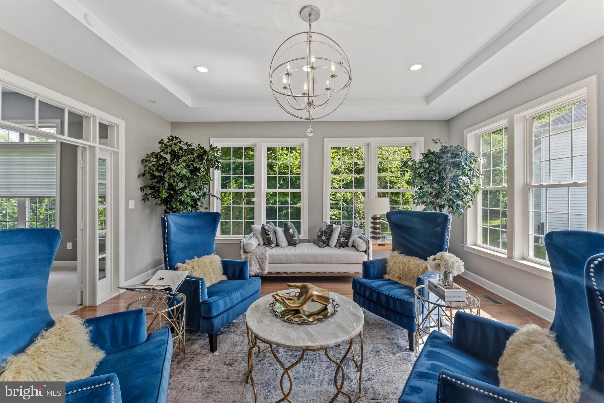 OAK CREEK - Residential
