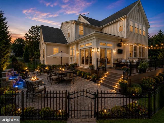 OAK CREEK - Residential