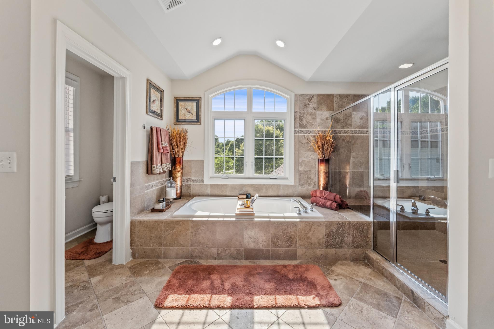 OAK CREEK - Residential