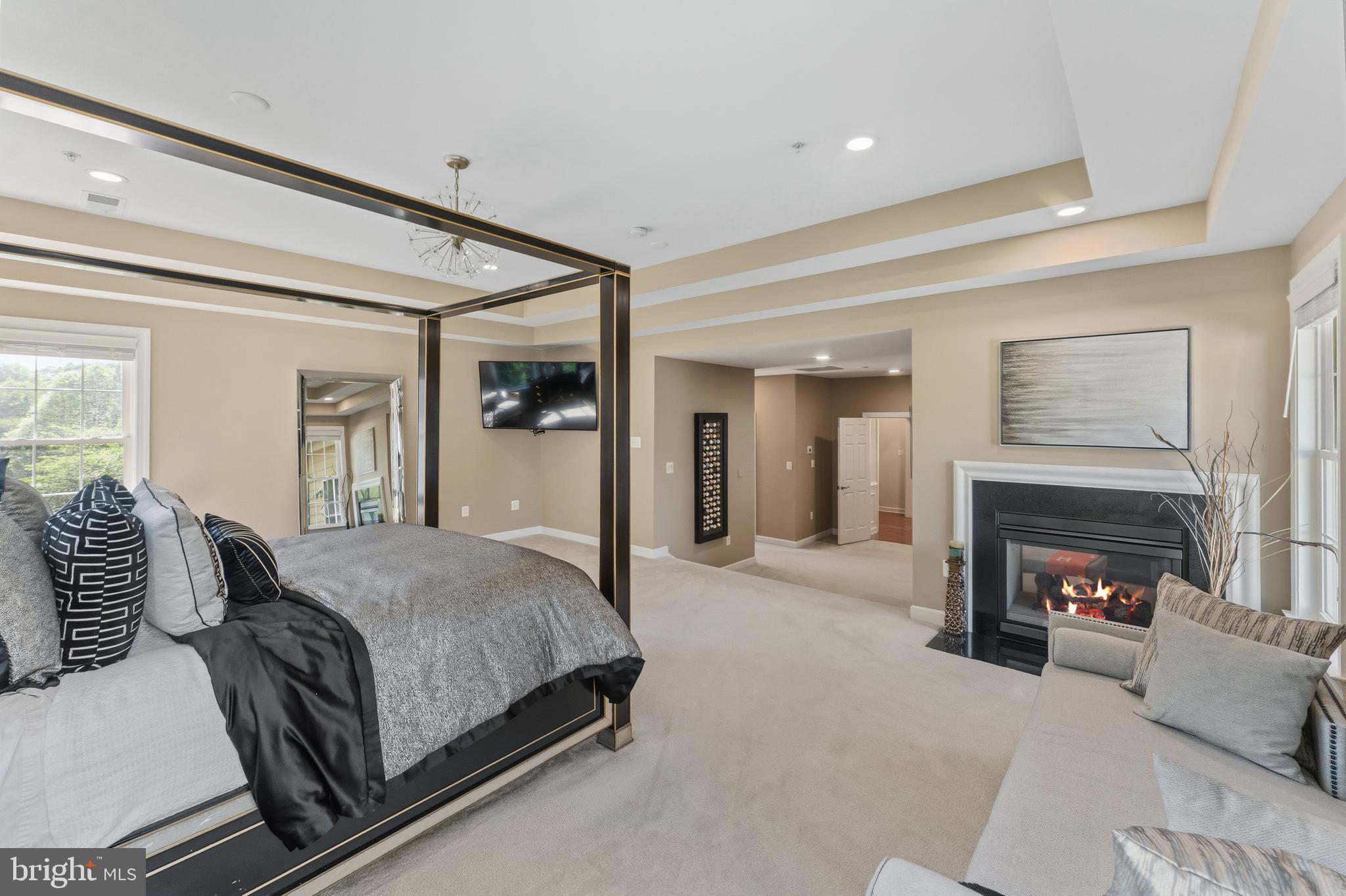 OAK CREEK - Residential