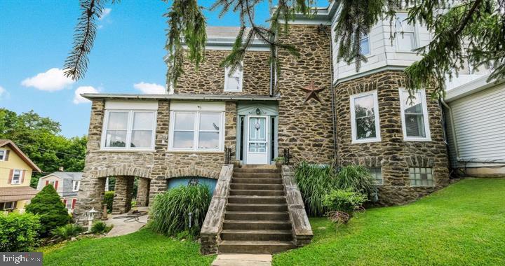 ELKINS PARK - Residential Income