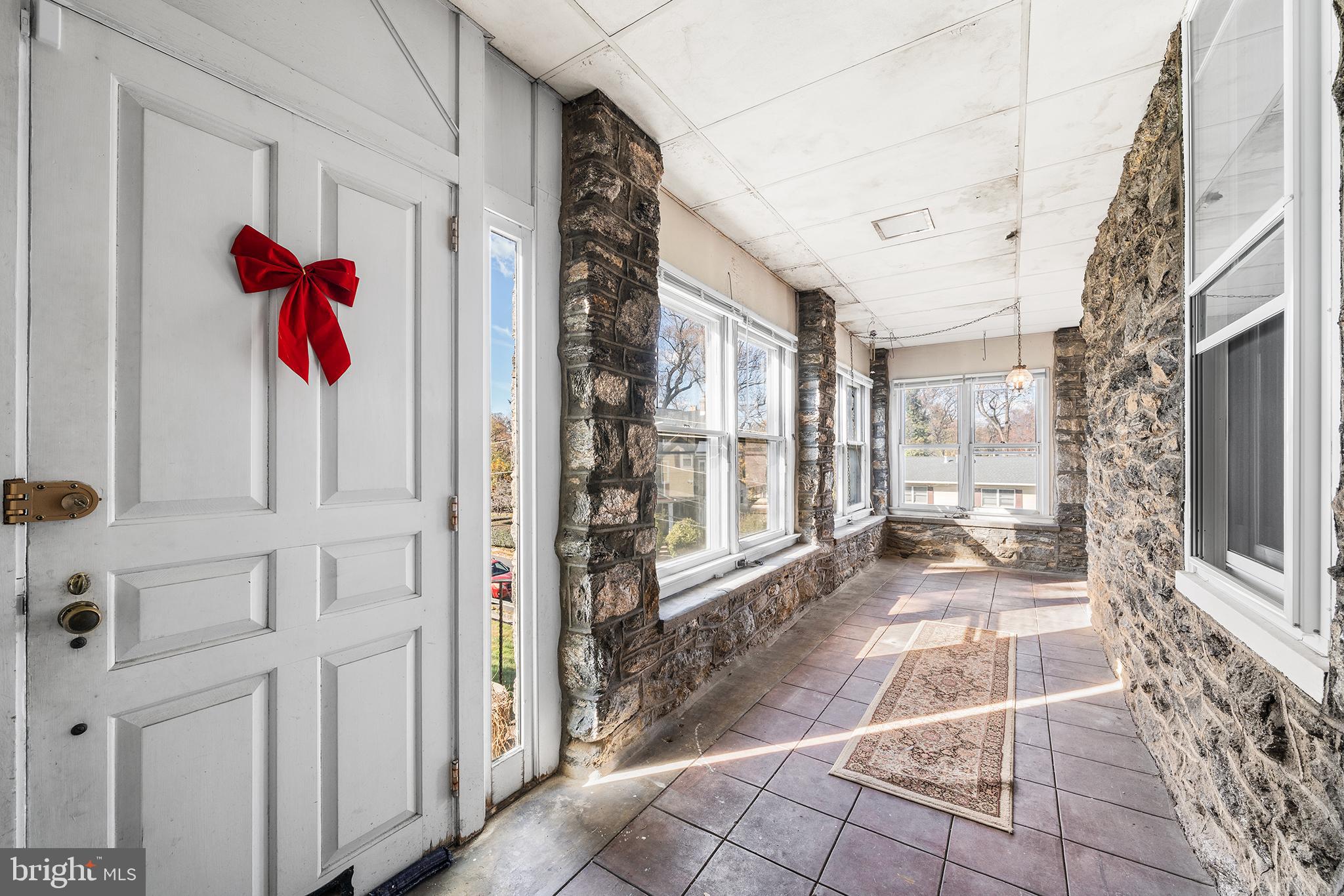 ELKINS PARK - Residential Income