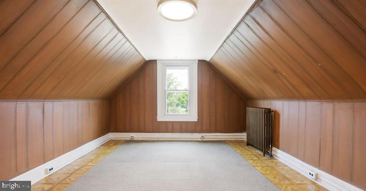 ELKINS PARK - Residential Income