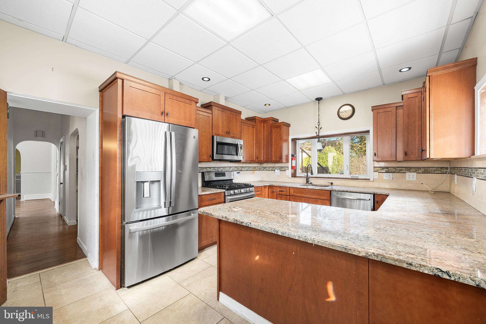 ELKINS PARK - Residential Income
