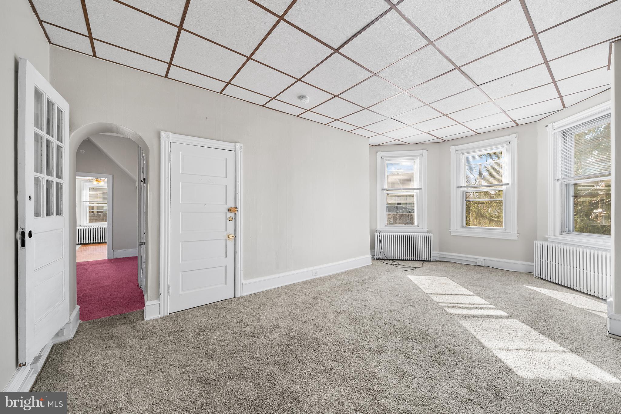 ELKINS PARK - Residential Income