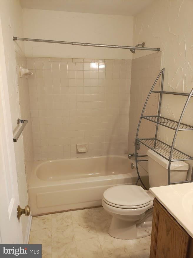 PARK RIDGE - Residential Lease