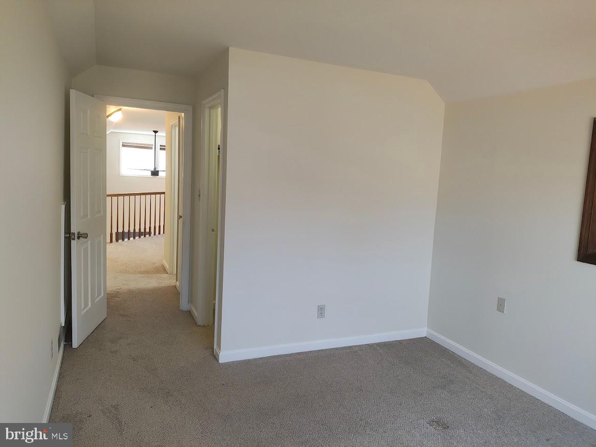 PARK RIDGE - Residential Lease