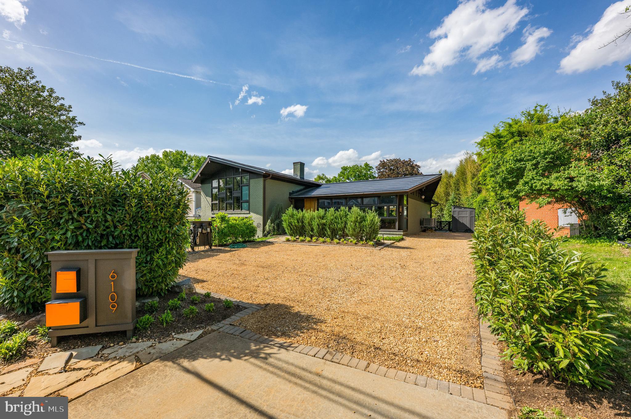 DEVONSHIRE - Residential