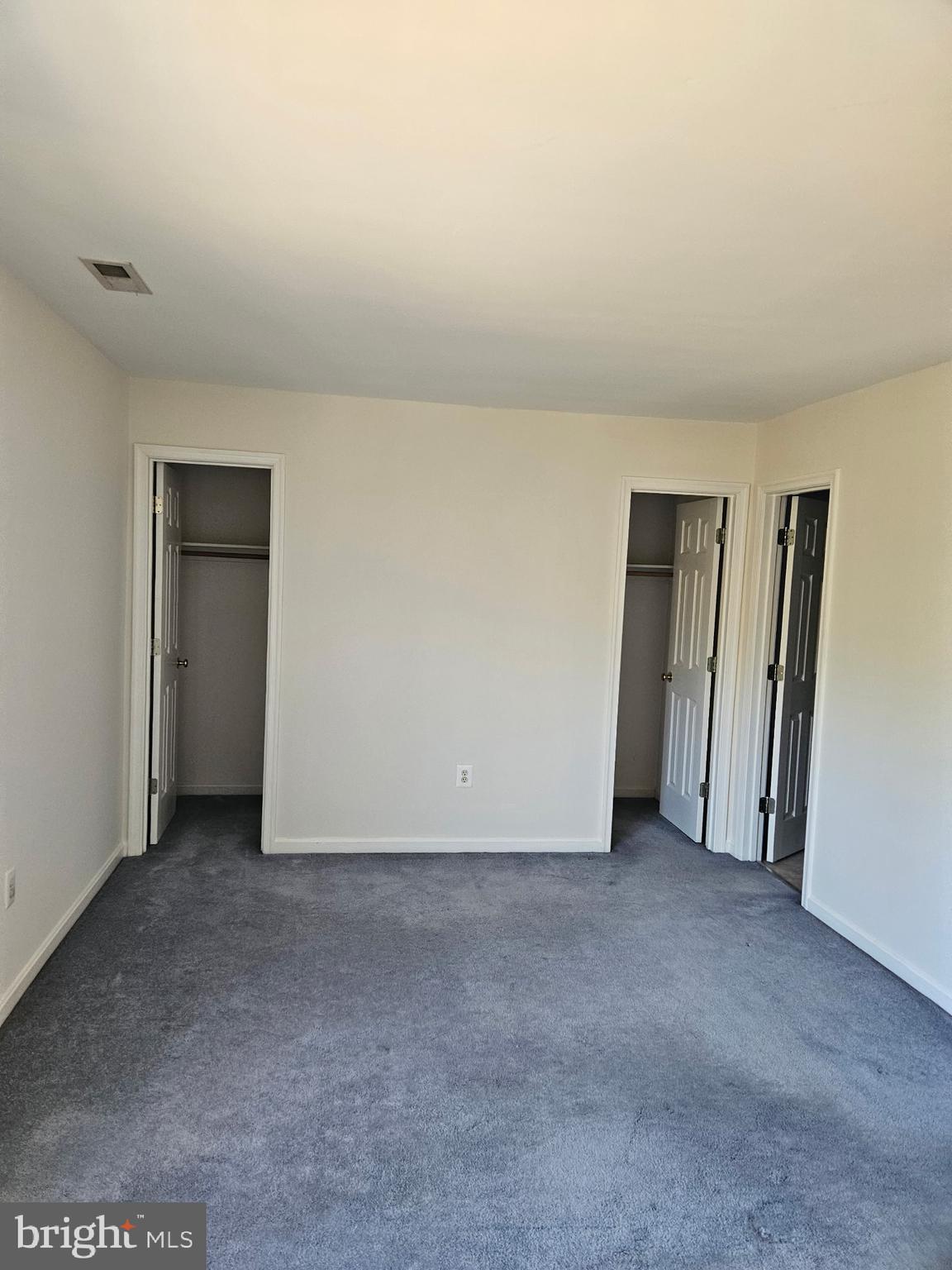 PARADISE - Residential Lease