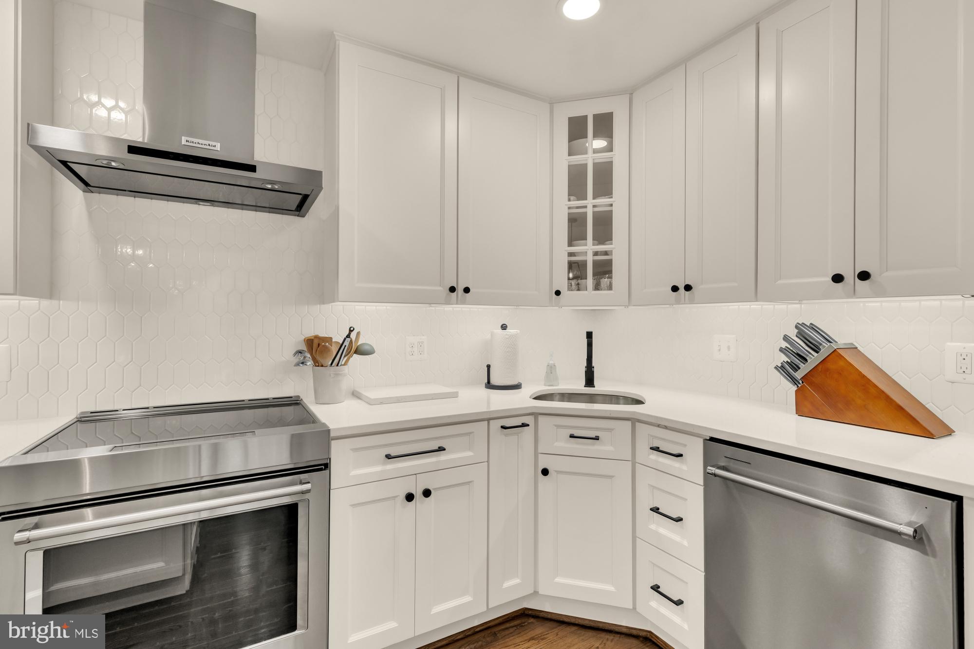 FAWSETT FARMS MANOR - Residential