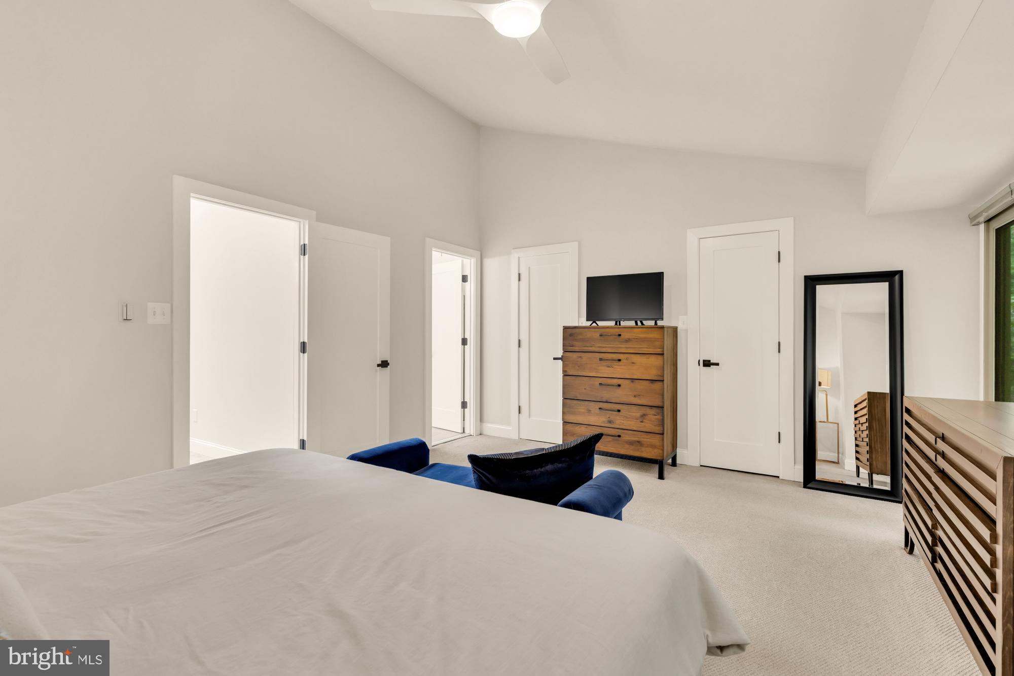 FAWSETT FARMS MANOR - Residential