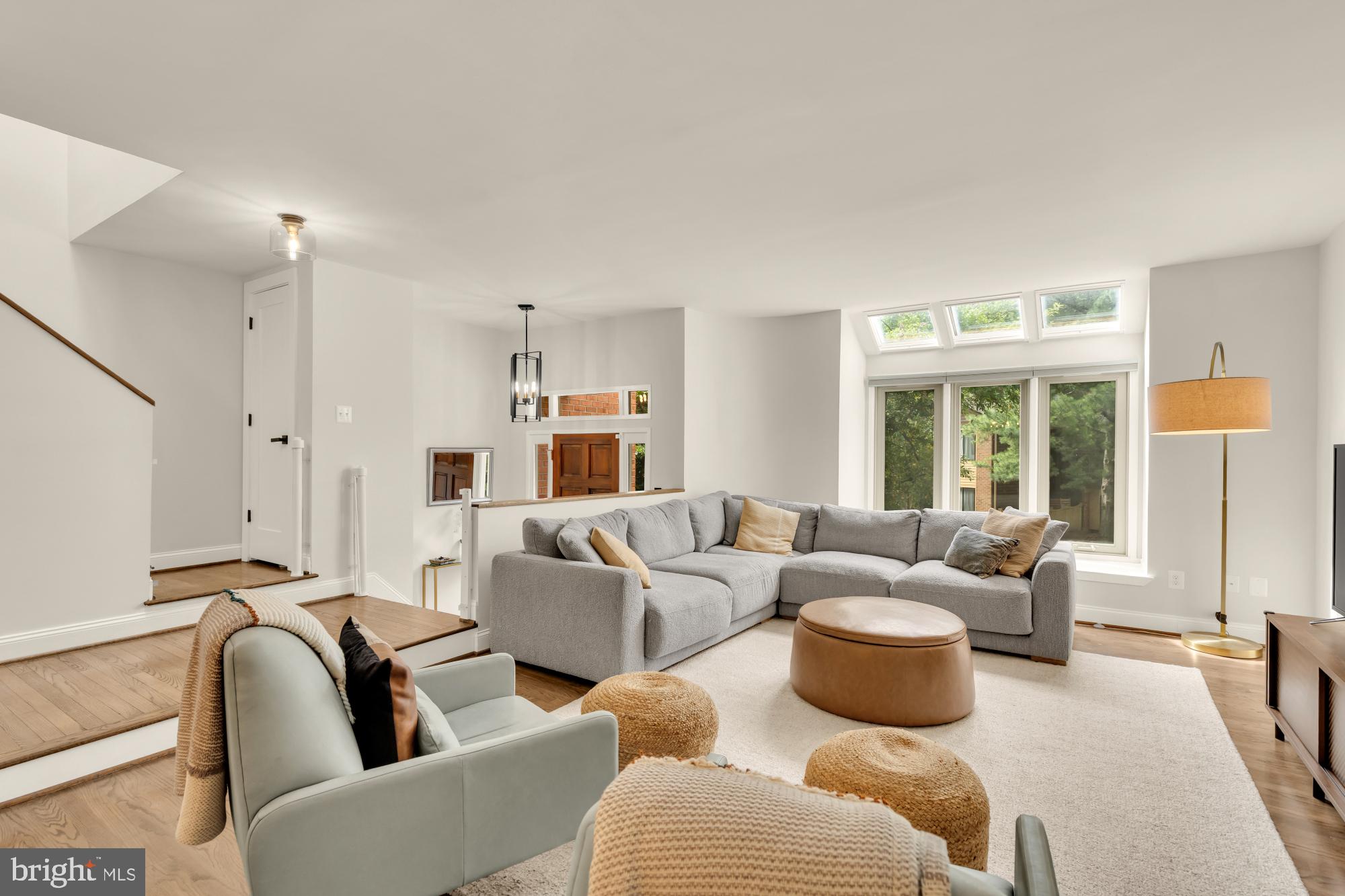 FAWSETT FARMS MANOR - Residential