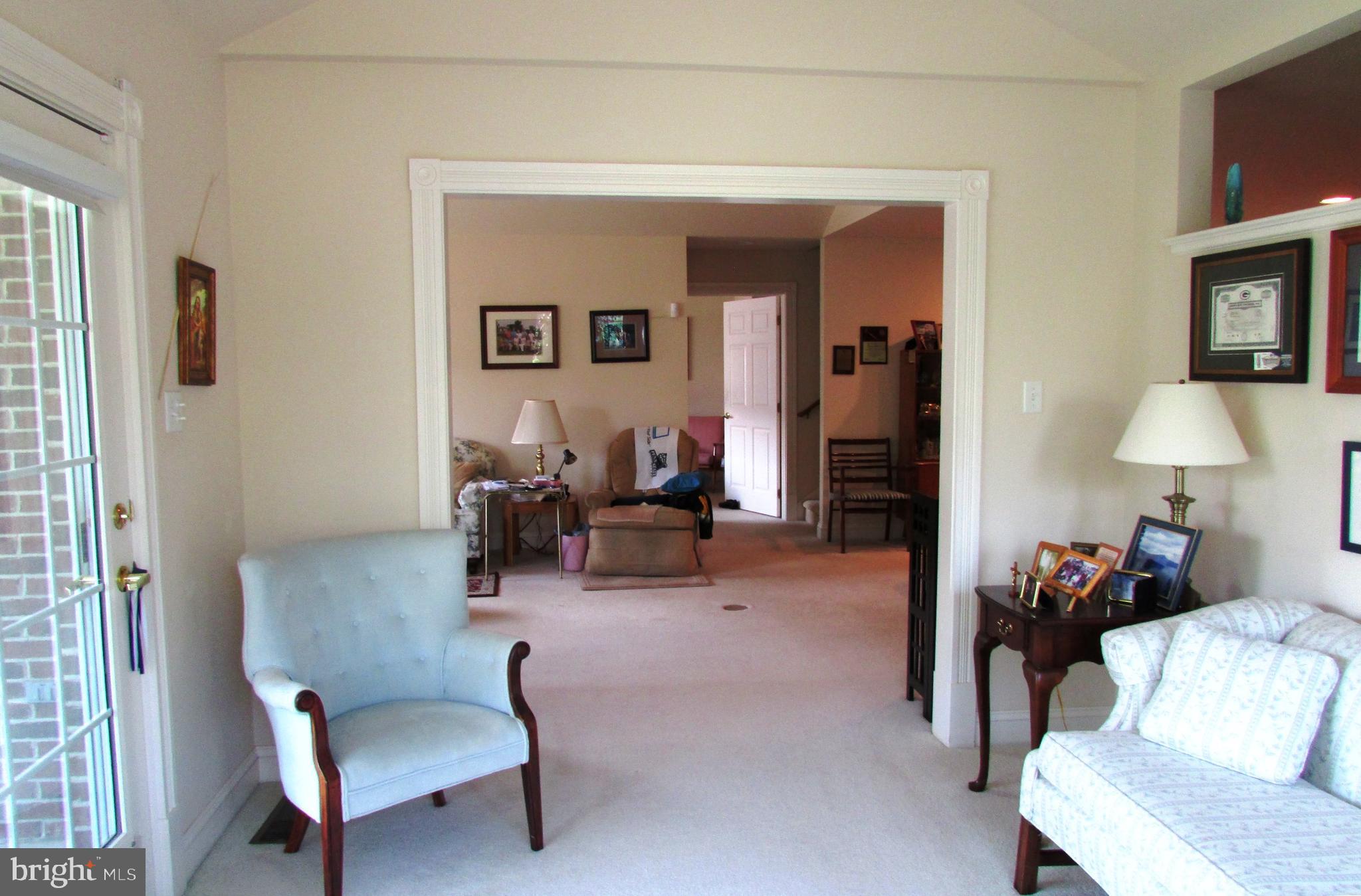 ENGLISH MEADOWS - Residential
