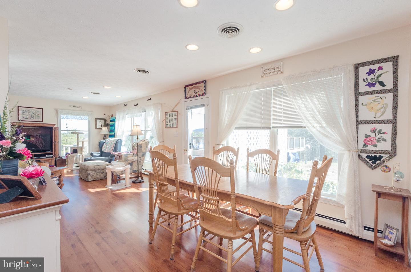 OLD MILL MANOR - Residential