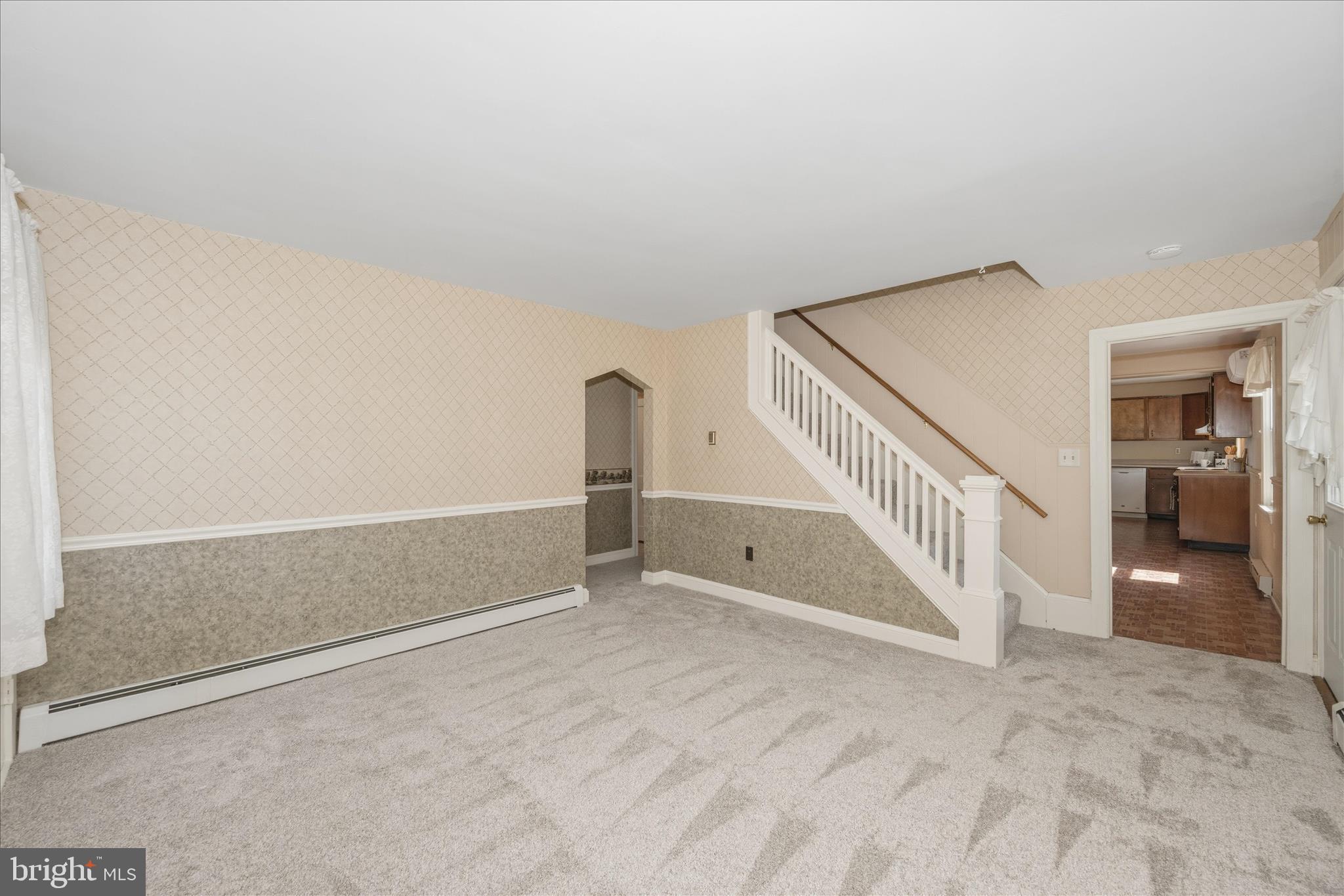LEWISTOWN - Residential