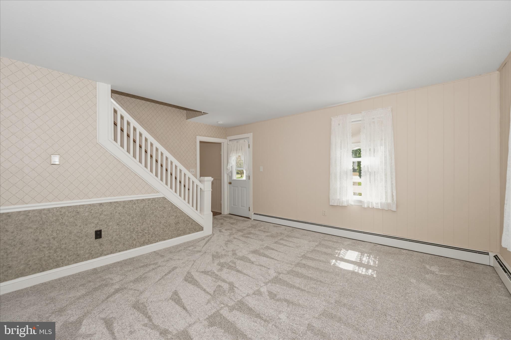 LEWISTOWN - Residential