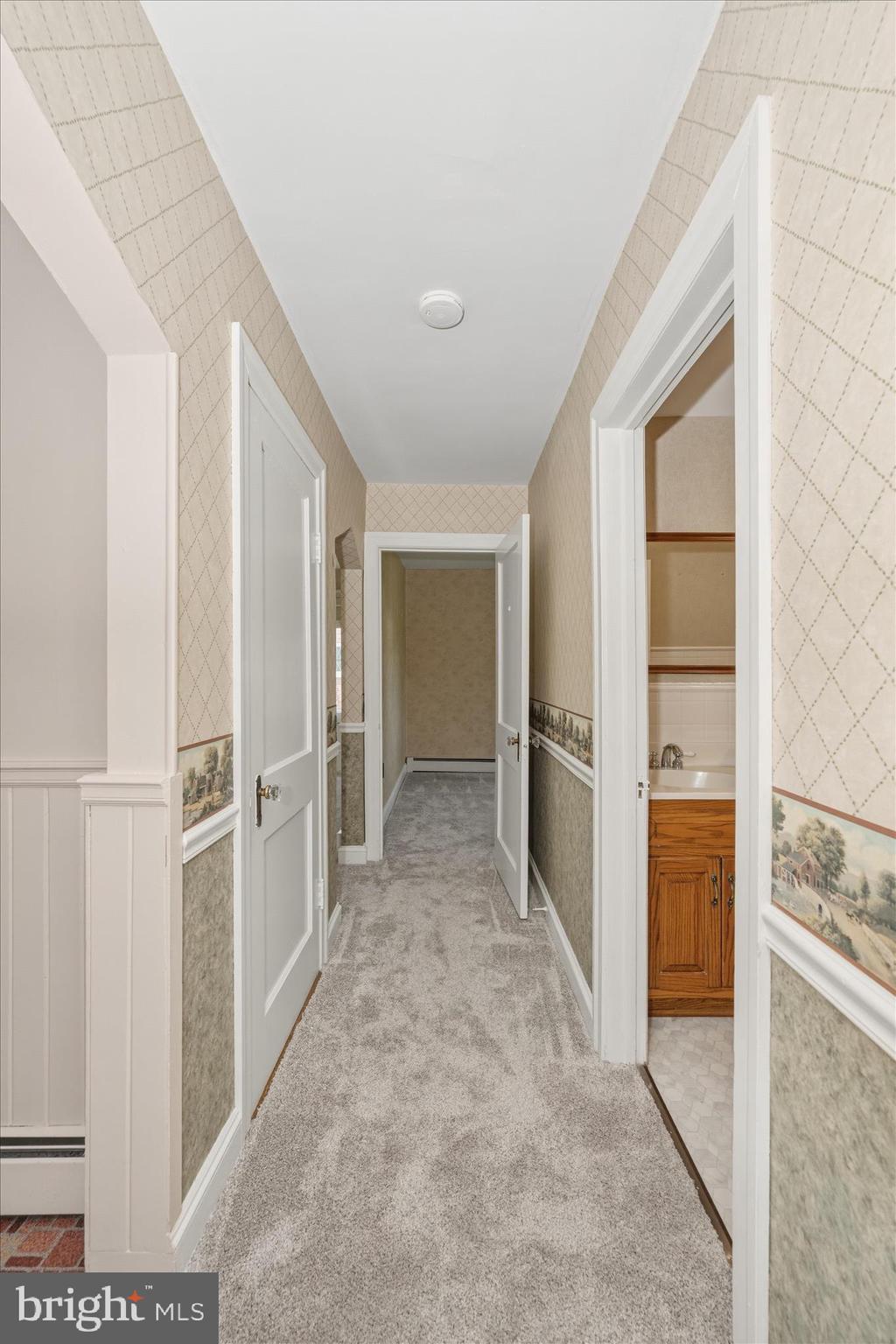 LEWISTOWN - Residential