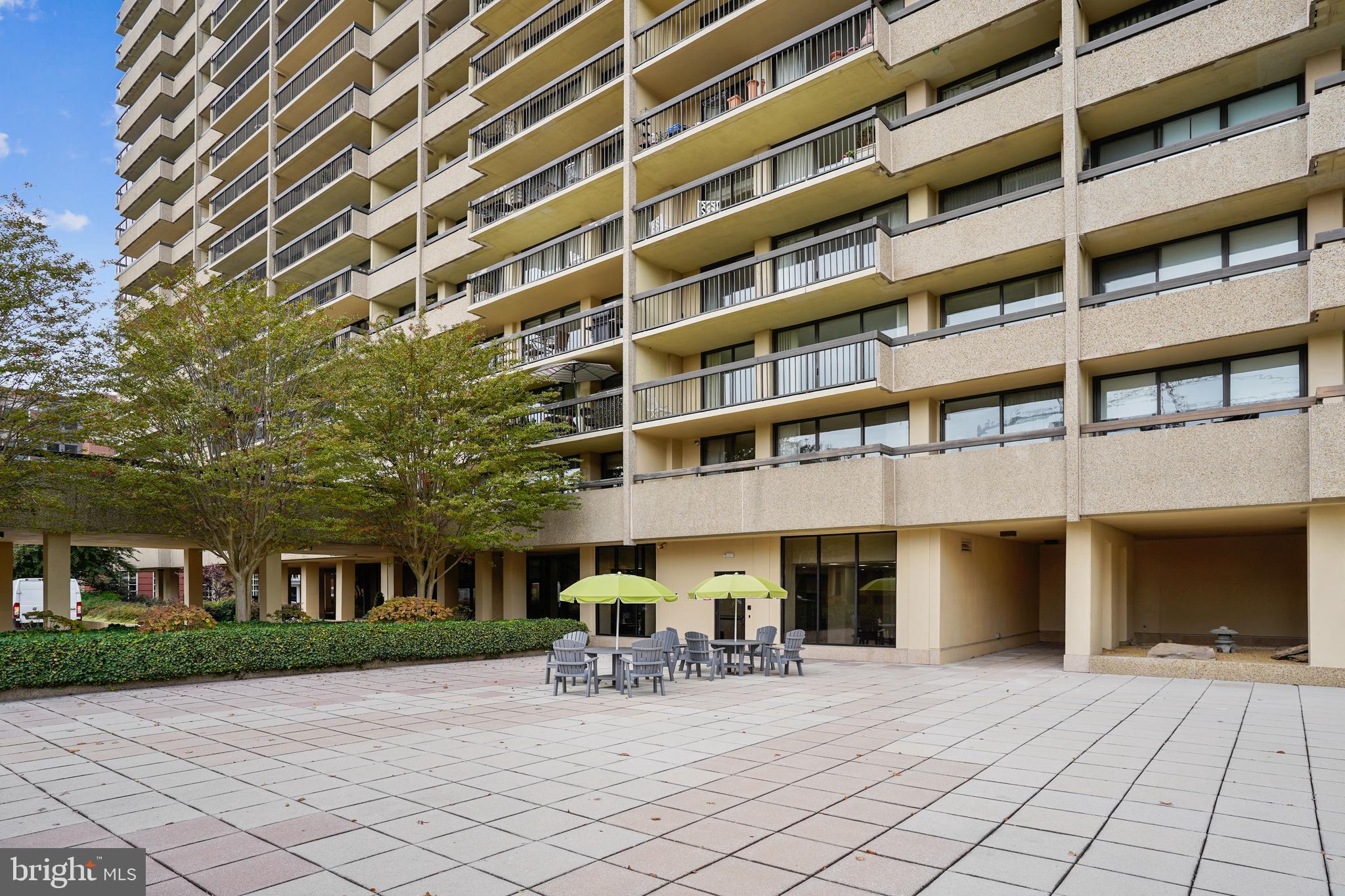 ALEXANDRIA HOUSE - Residential Lease