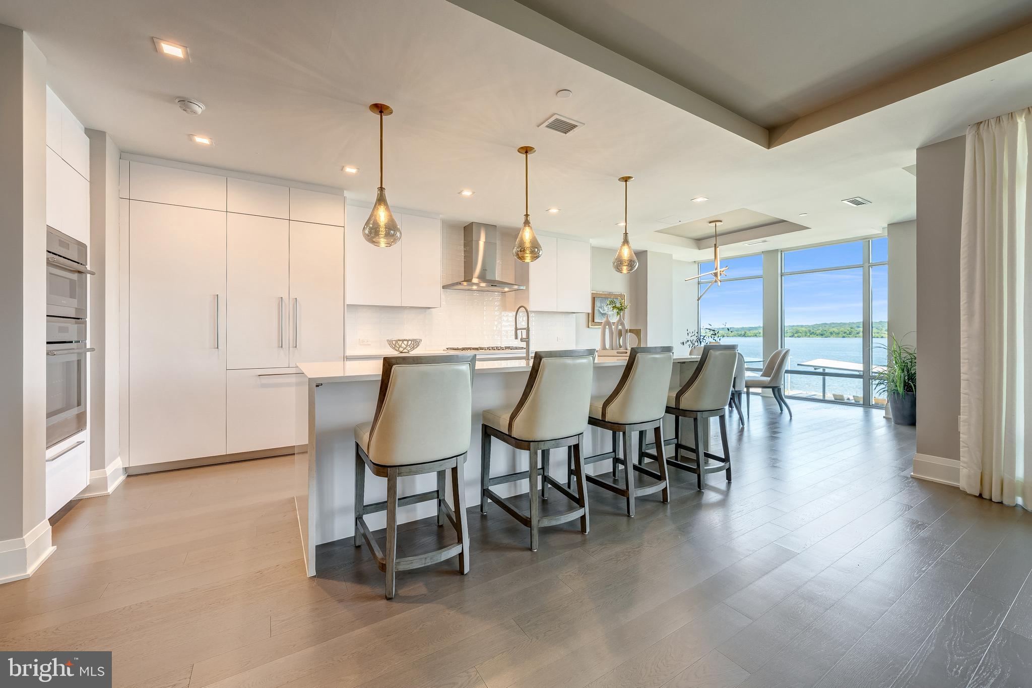 ROBINSON LANDING - Residential