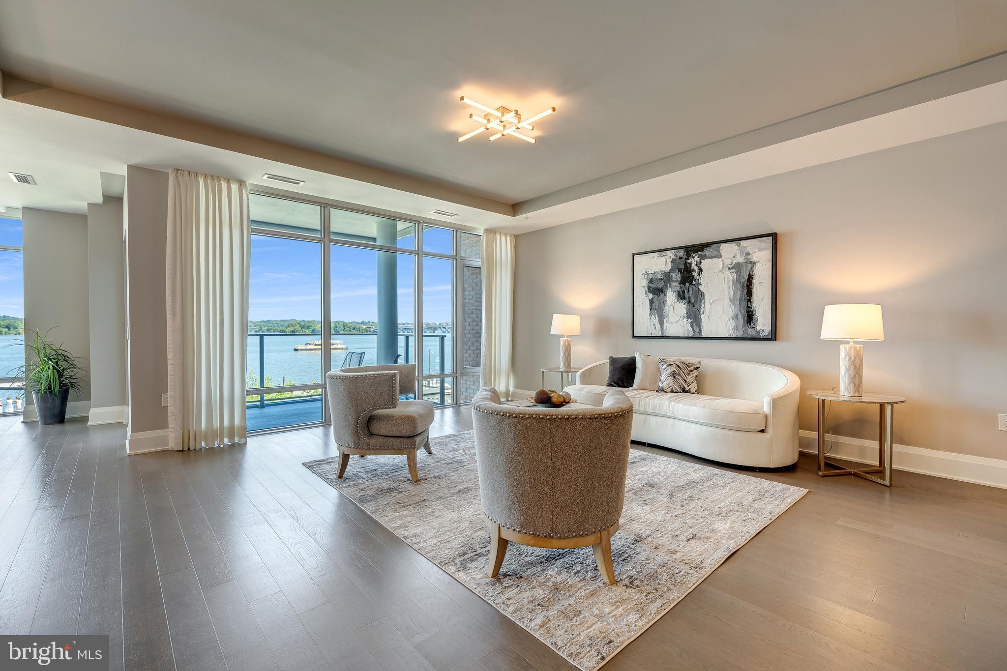 ROBINSON LANDING - Residential