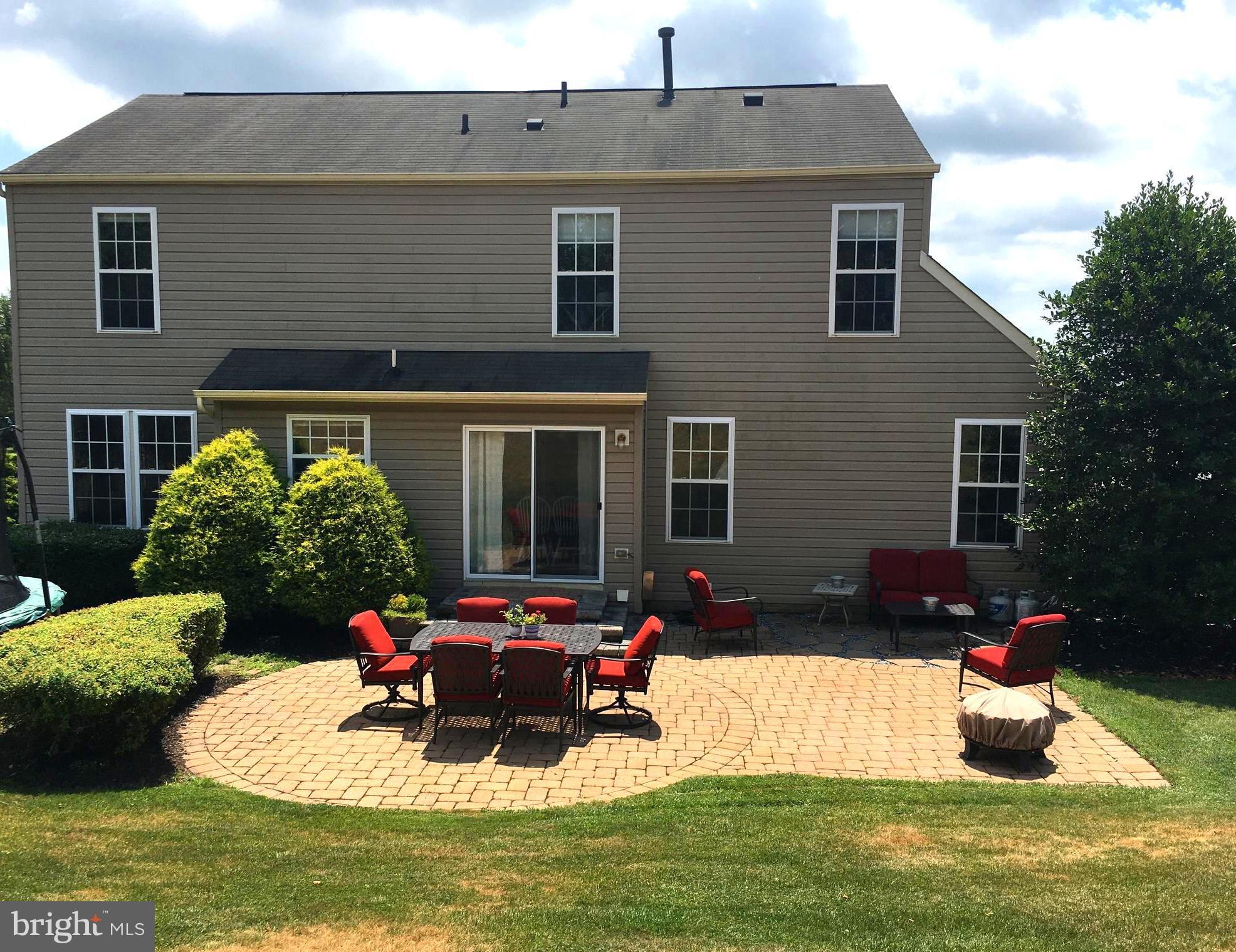 SOUTH POINTE - Residential