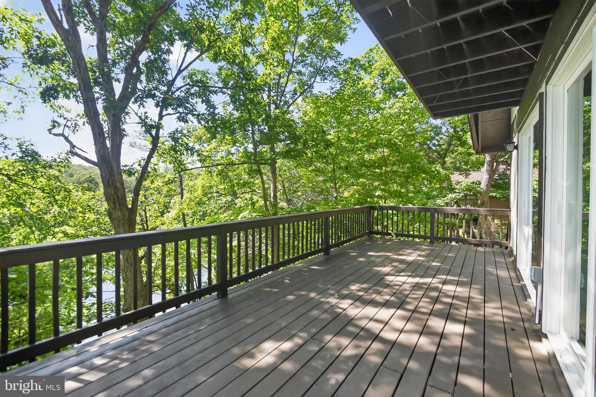 LAKE HOLIDAY ESTATES - Residential