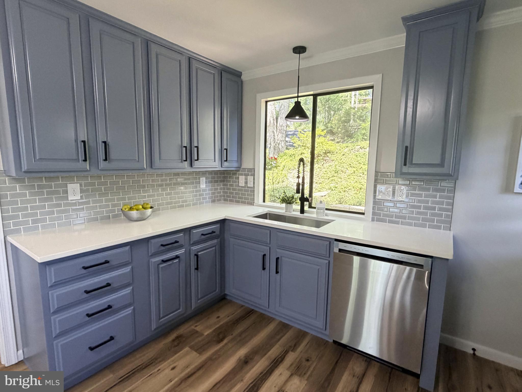 LAKE HOLIDAY ESTATES - Residential