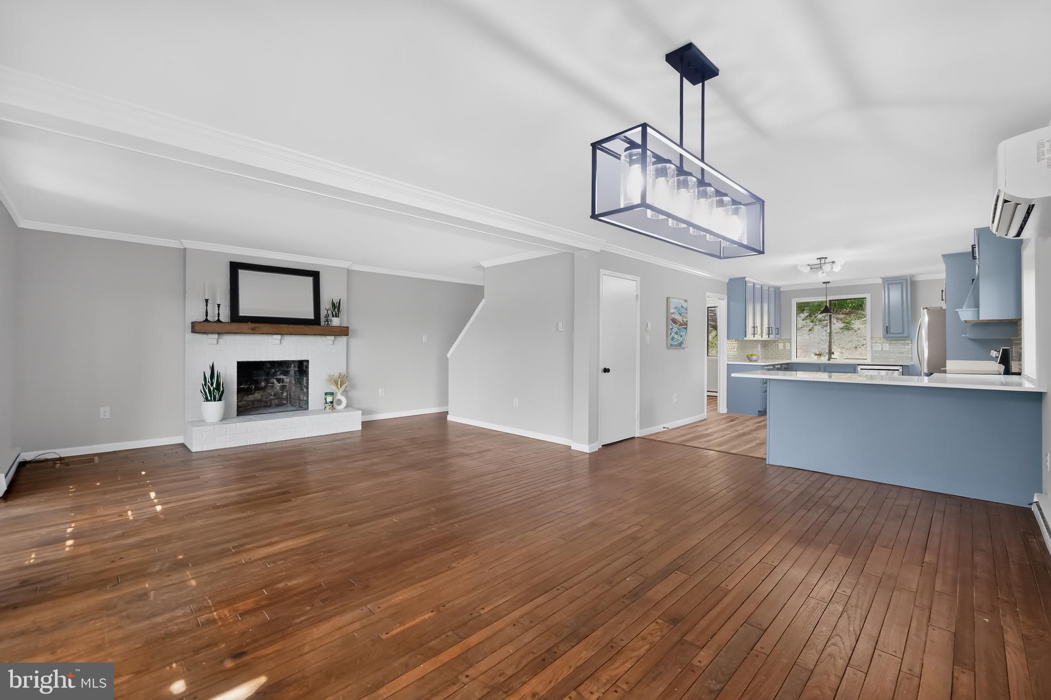 LAKE HOLIDAY ESTATES - Residential