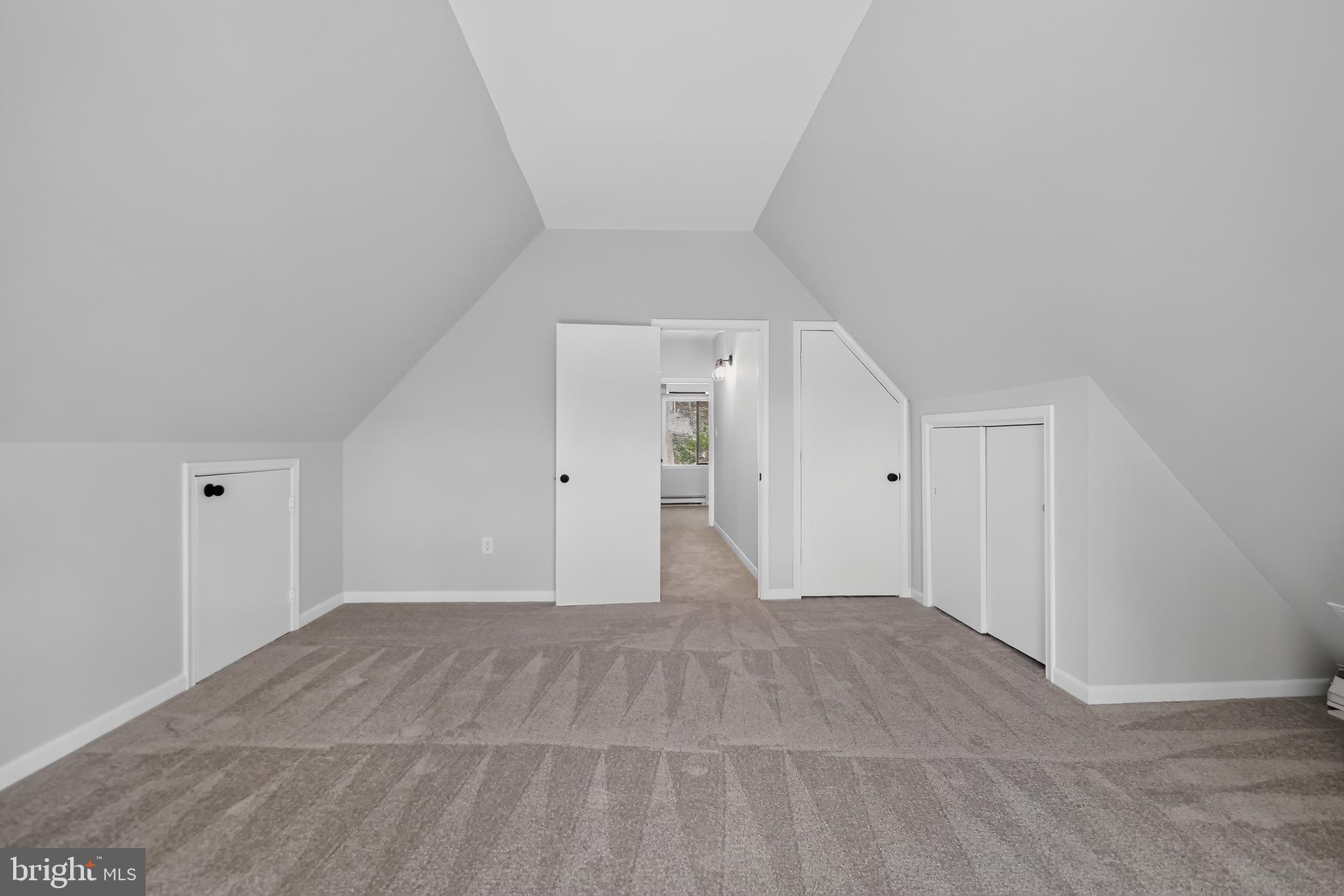 LAKE HOLIDAY ESTATES - Residential