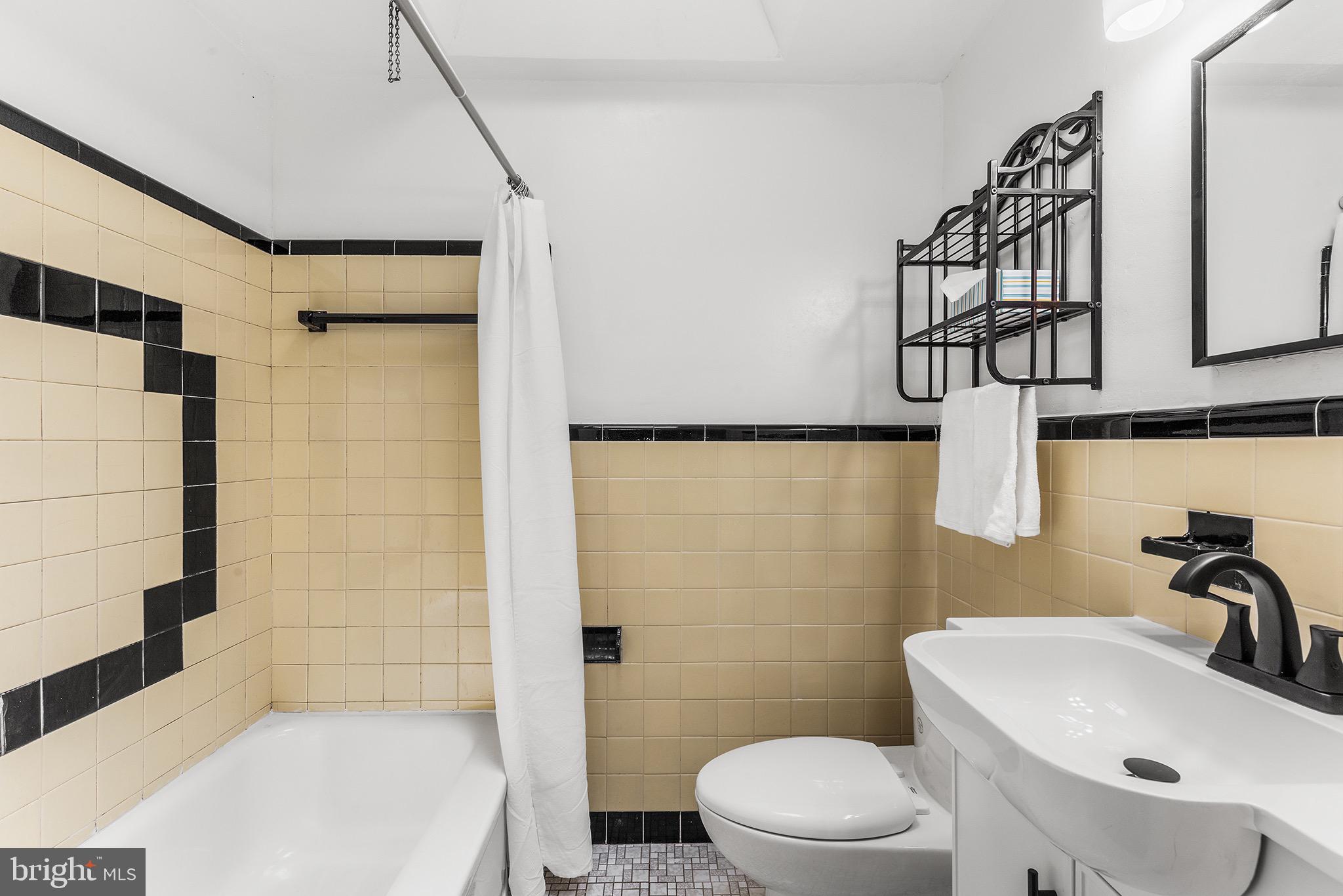 COLLINGDALE - Residential