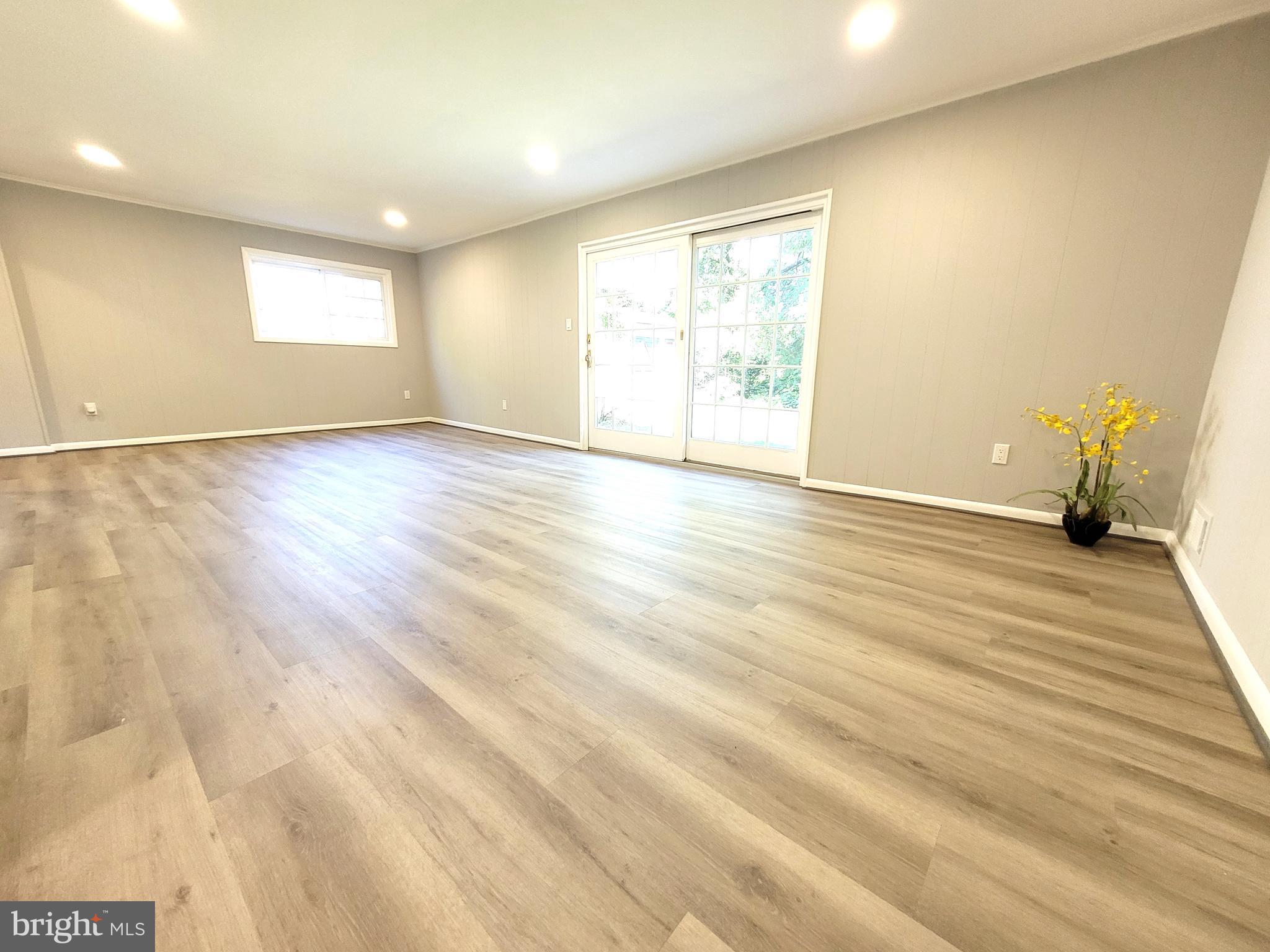 RAVENSWORTH GROVE - Residential